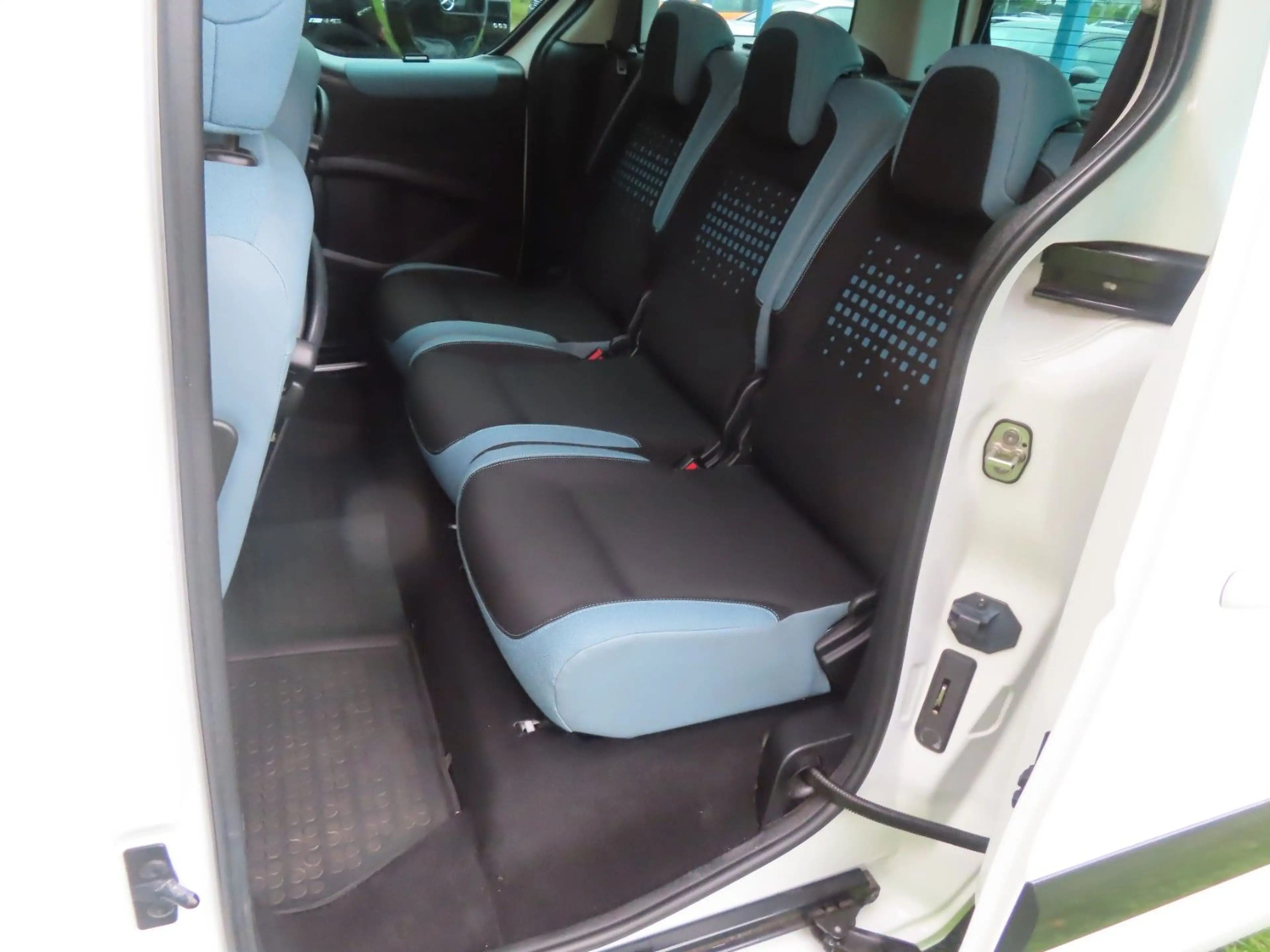 Citroen Berlingo Multispace 1,6  1. Hand-88 KW (120 Ps — photo 14