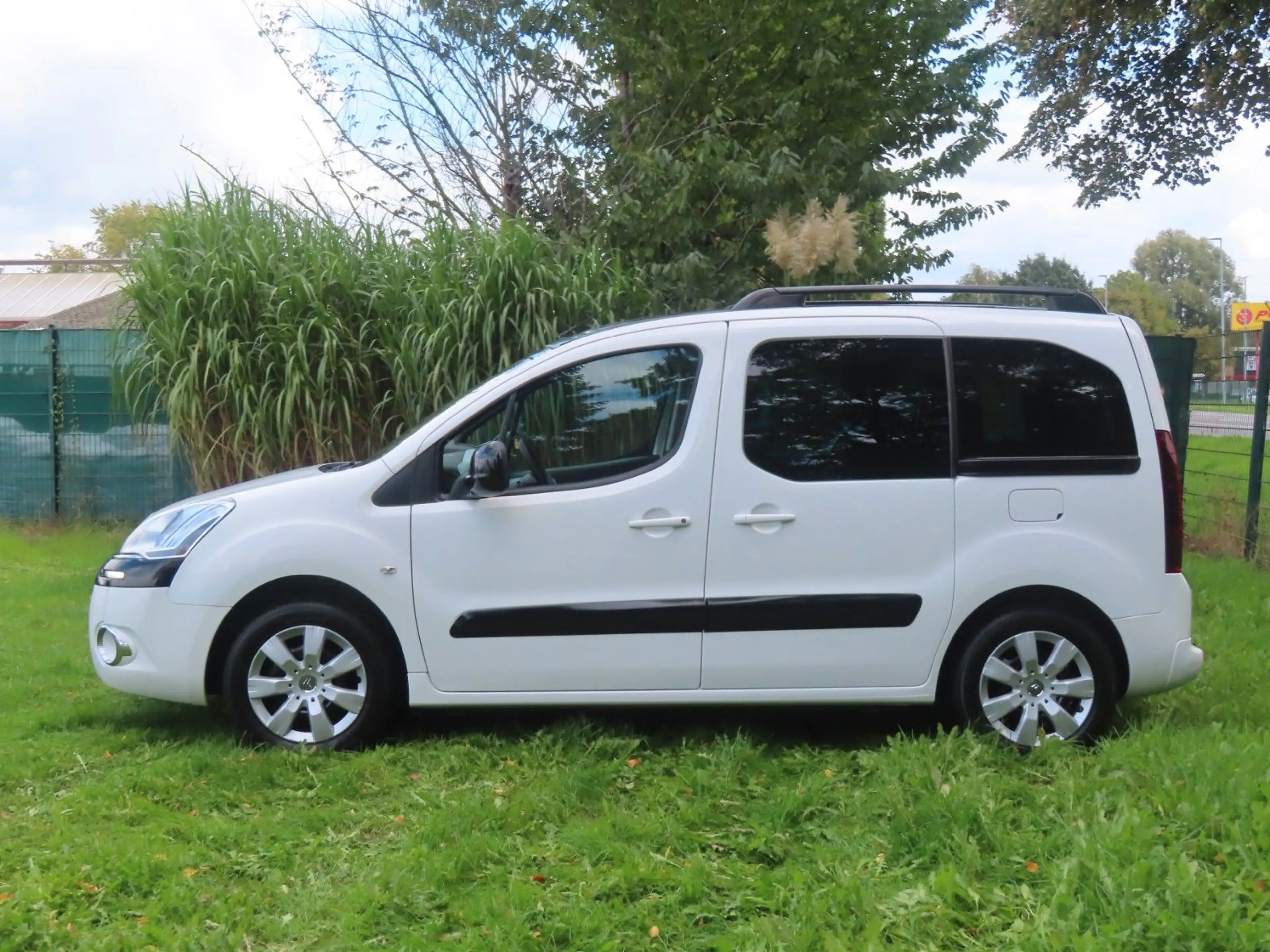 Citroen Berlingo Multispace 1,6  1. Hand-88 KW (120 Ps — photo 4