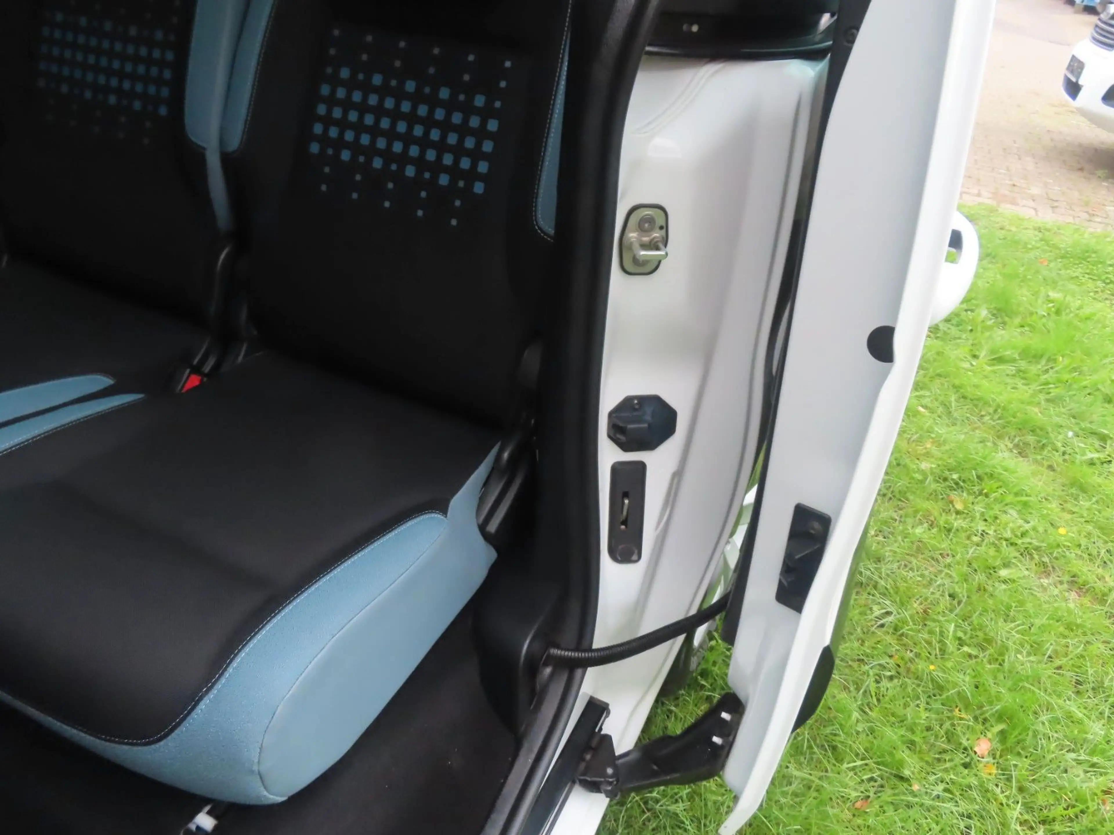 Citroen Berlingo Multispace 1,6  1. Hand-88 KW (120 Ps — photo 15