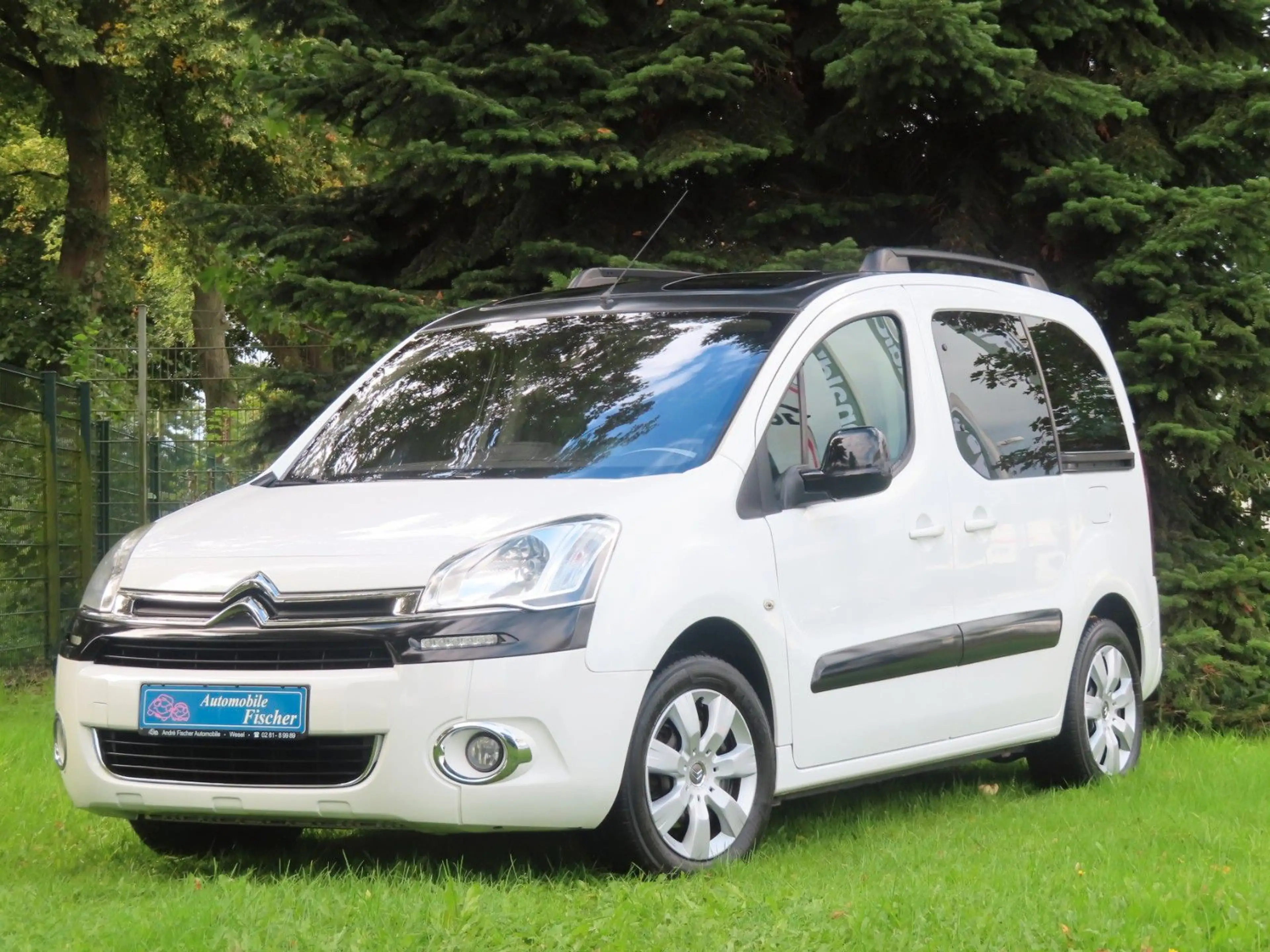 Citroen Berlingo Multispace 1,6  1. Hand-88 KW (120 Ps