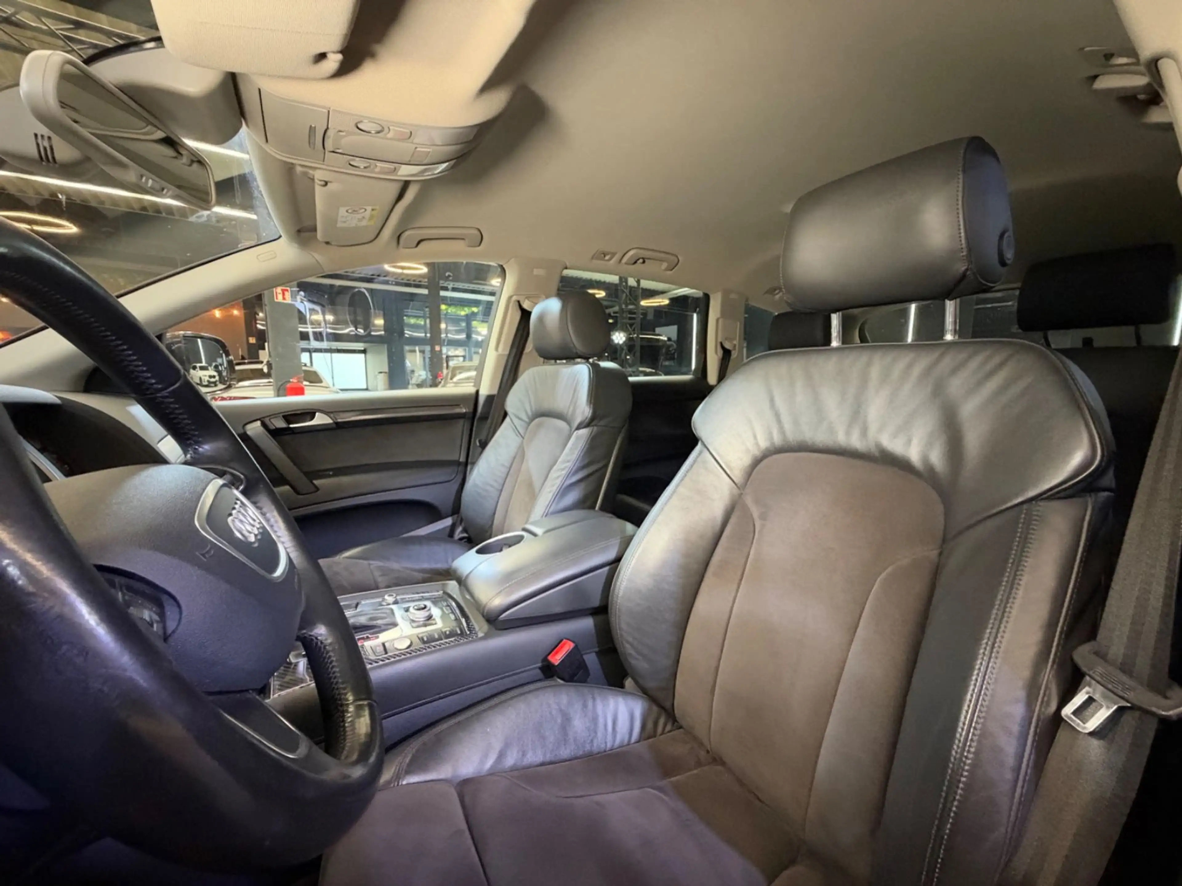 Audi Q7 3.0 TDI quattro — photo 11