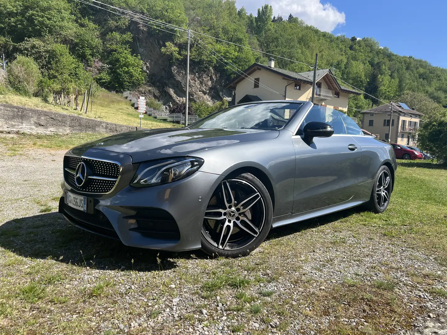 Mercedes-Benz E 200 Cabrio Premium AMG Grigio - 1