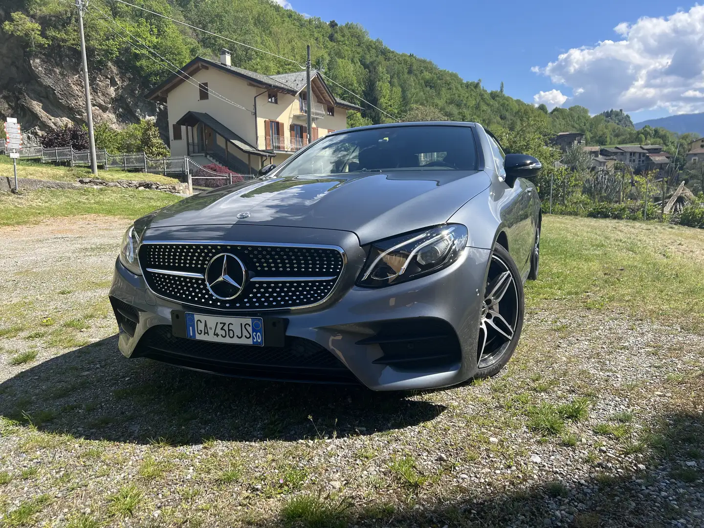 Mercedes-Benz E 200 Cabrio Premium AMG Grigio - 2