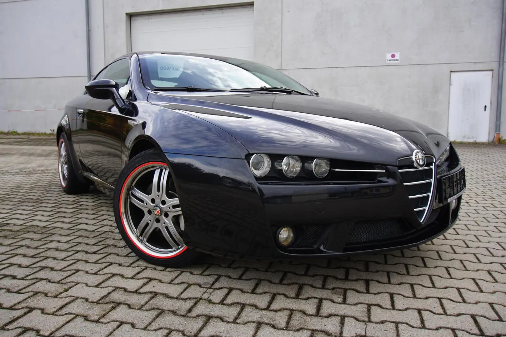 Alfa Romeo Brera 3.2 JTS V6 24V Pano Xenon PDC SHZ Sport Schwarz - 1