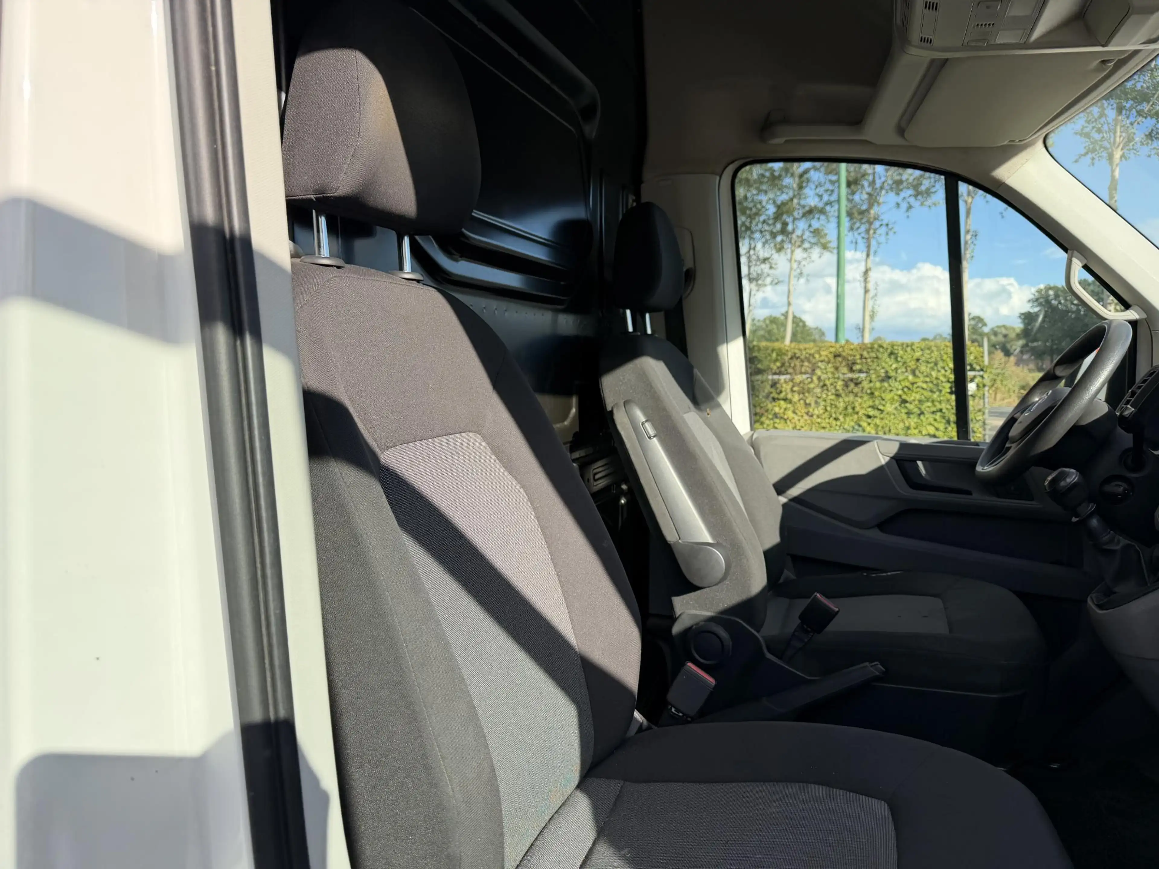 Volkswagen Crafter 30 2.0 TDI L3H3 Trendline | € 5.999,- MARGE! | MOT — photo 4