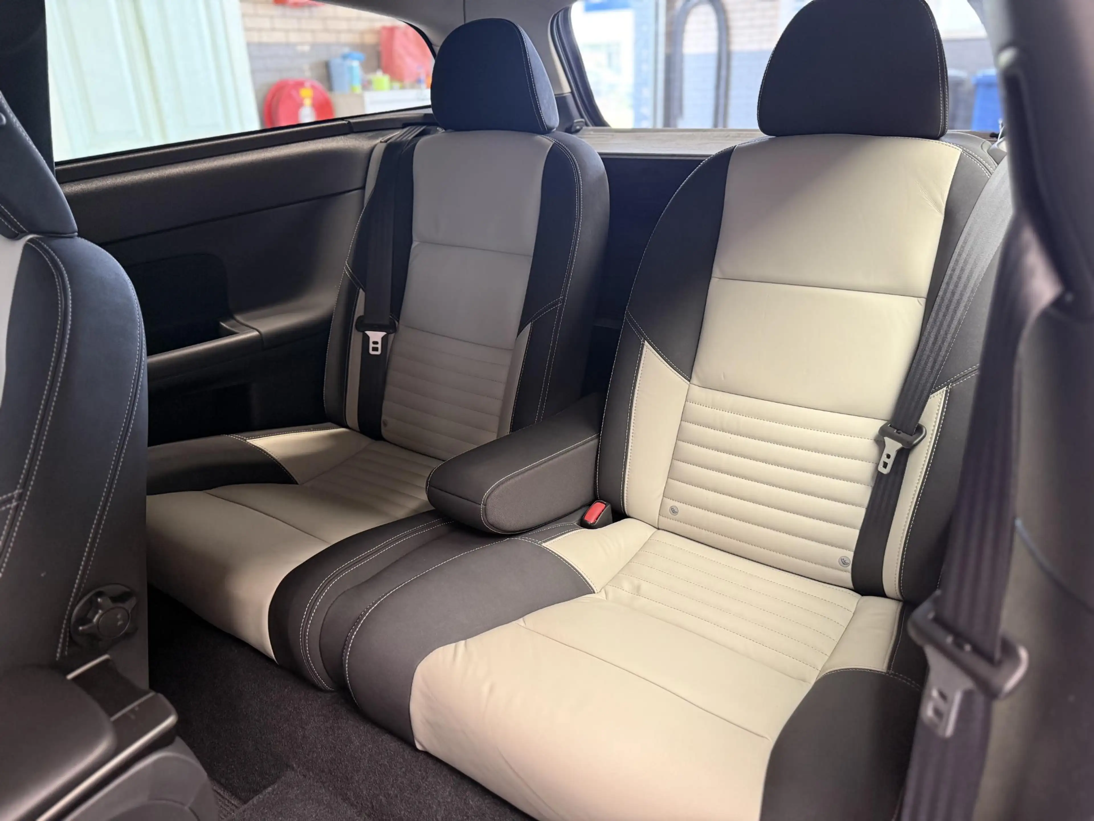 Volvo C30 2.5 T5 R-Design | Uniek! | Keyless Entry | Regense — photo 6