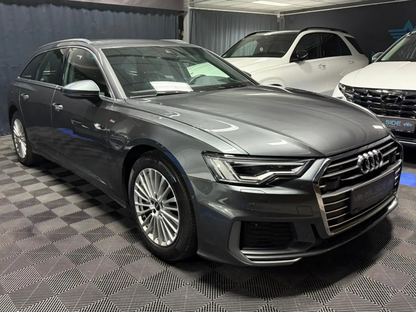 Audi A6 40 2.0 TDI quattro design Grau - 1