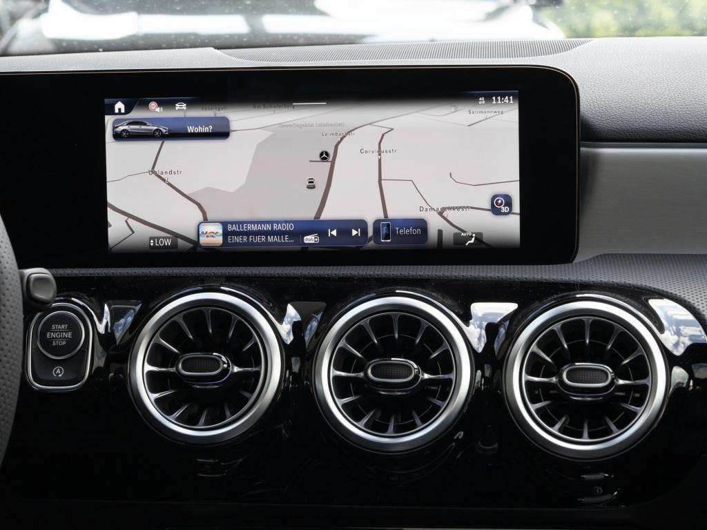 Mercedes-Benz A 200