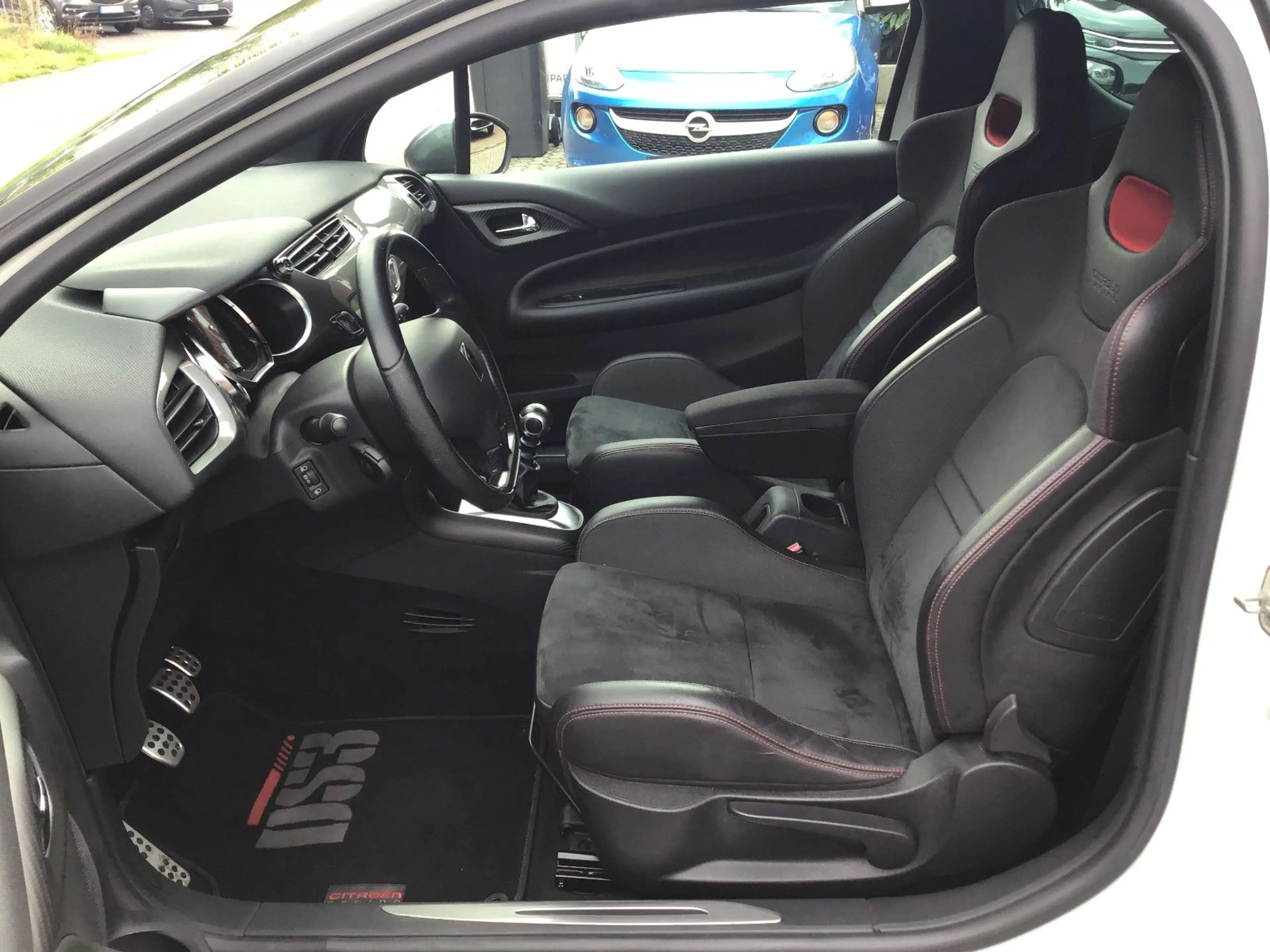 Citroen DS3 Racing — photo 14