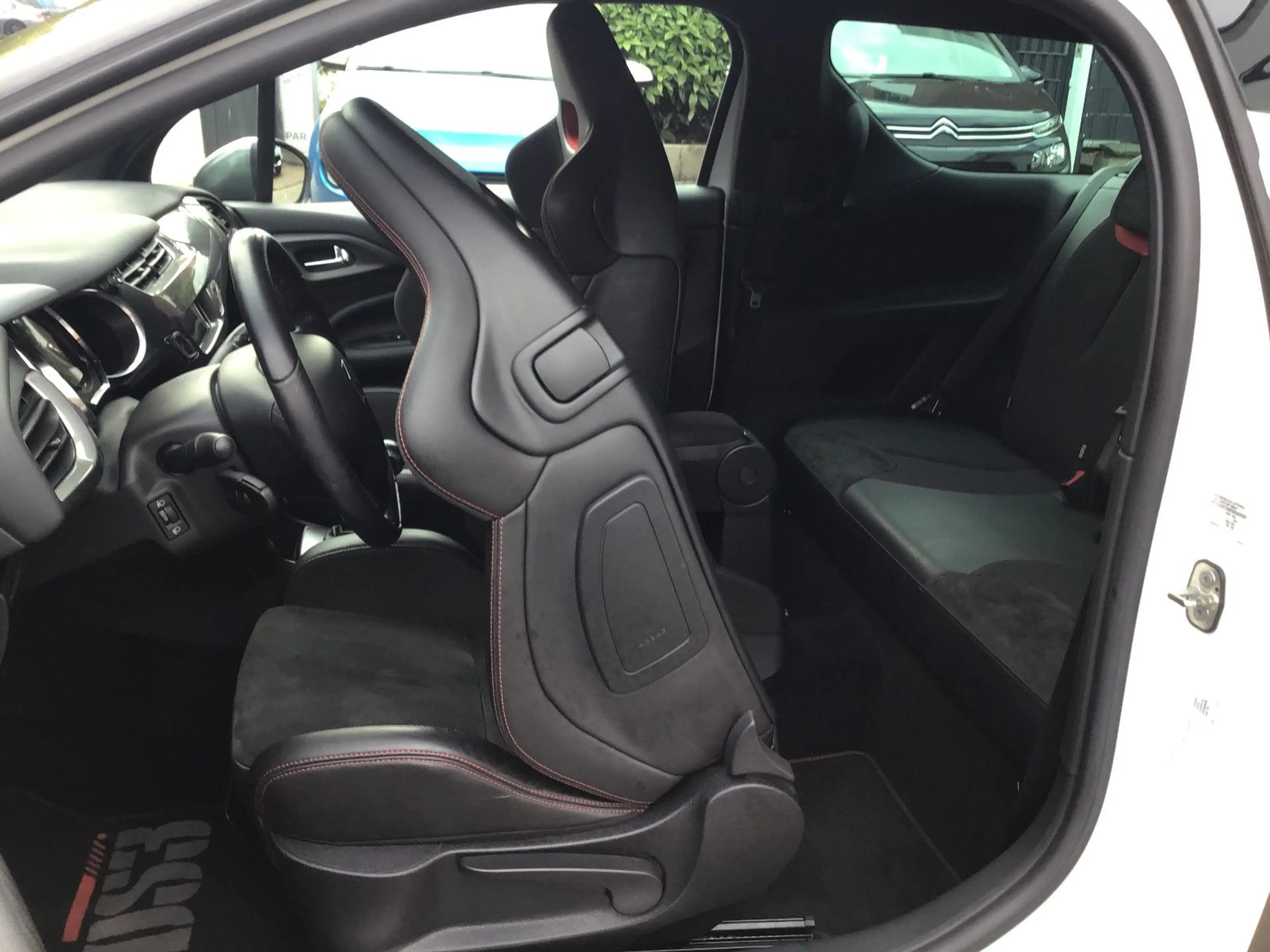 Citroen DS3 Racing — photo 12