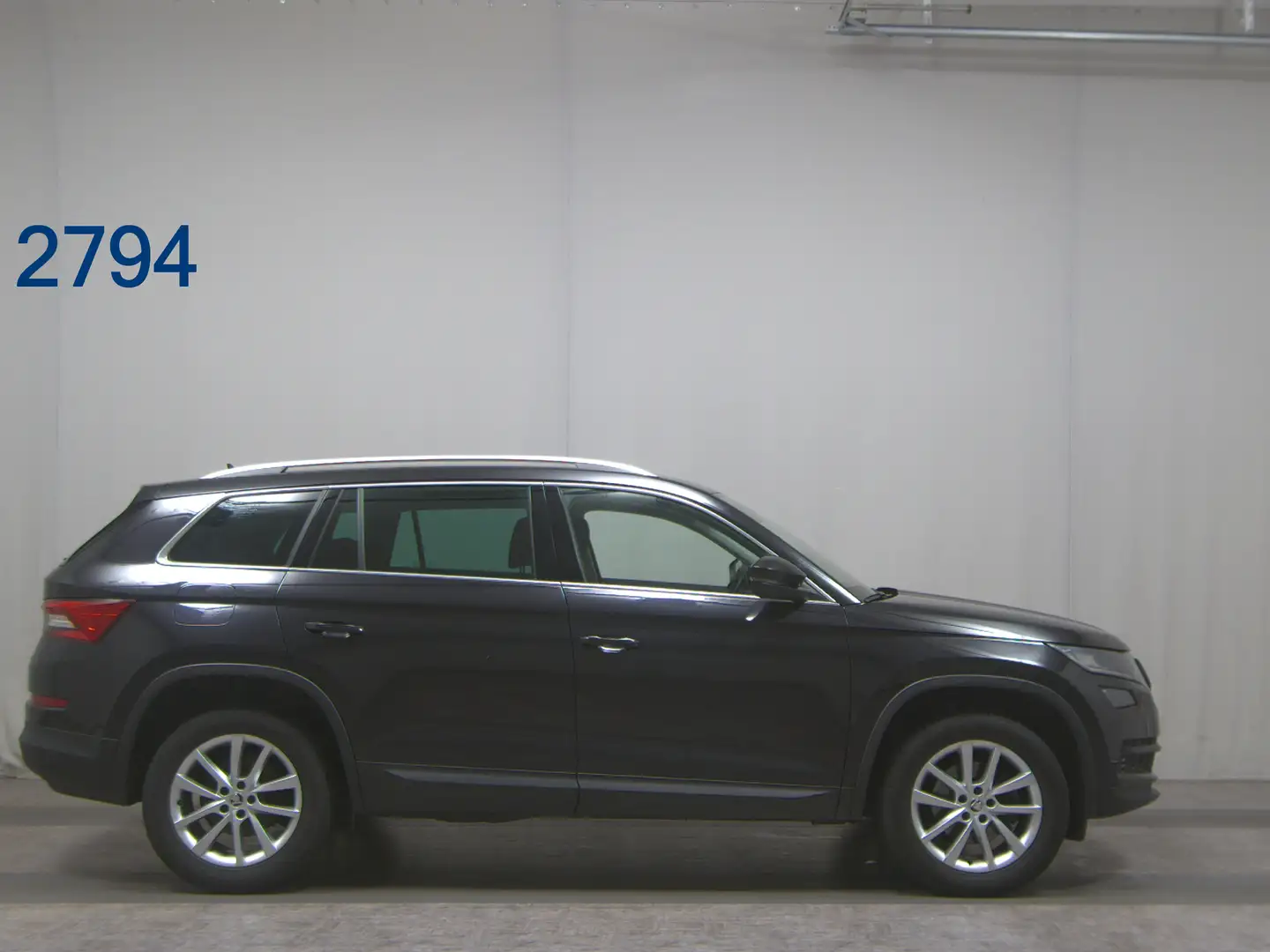 Skoda Kodiaq 2.0 TDI 4x4 Style Navi LED Canton RFK Shz Schwarz - 1