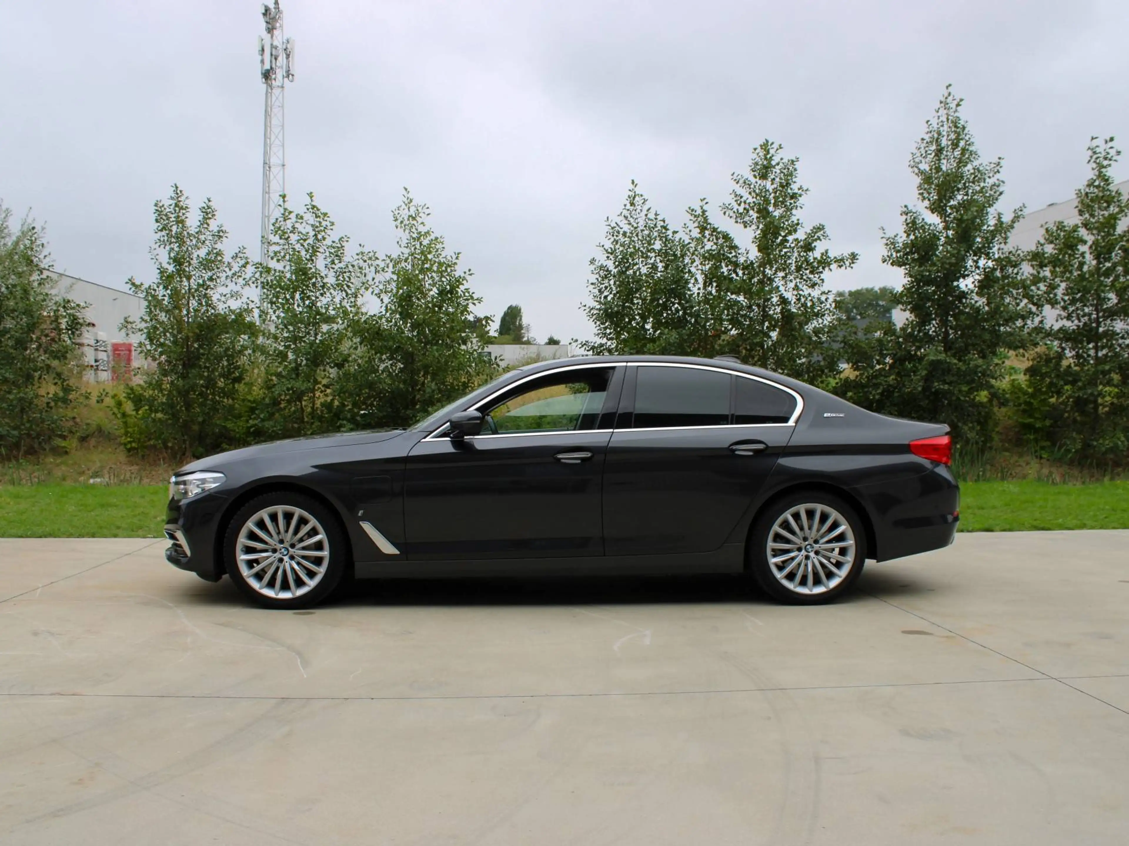 BMW 530 e iPerformance G30 * Harman/Kardon * Sfeerverlichting — photo 8