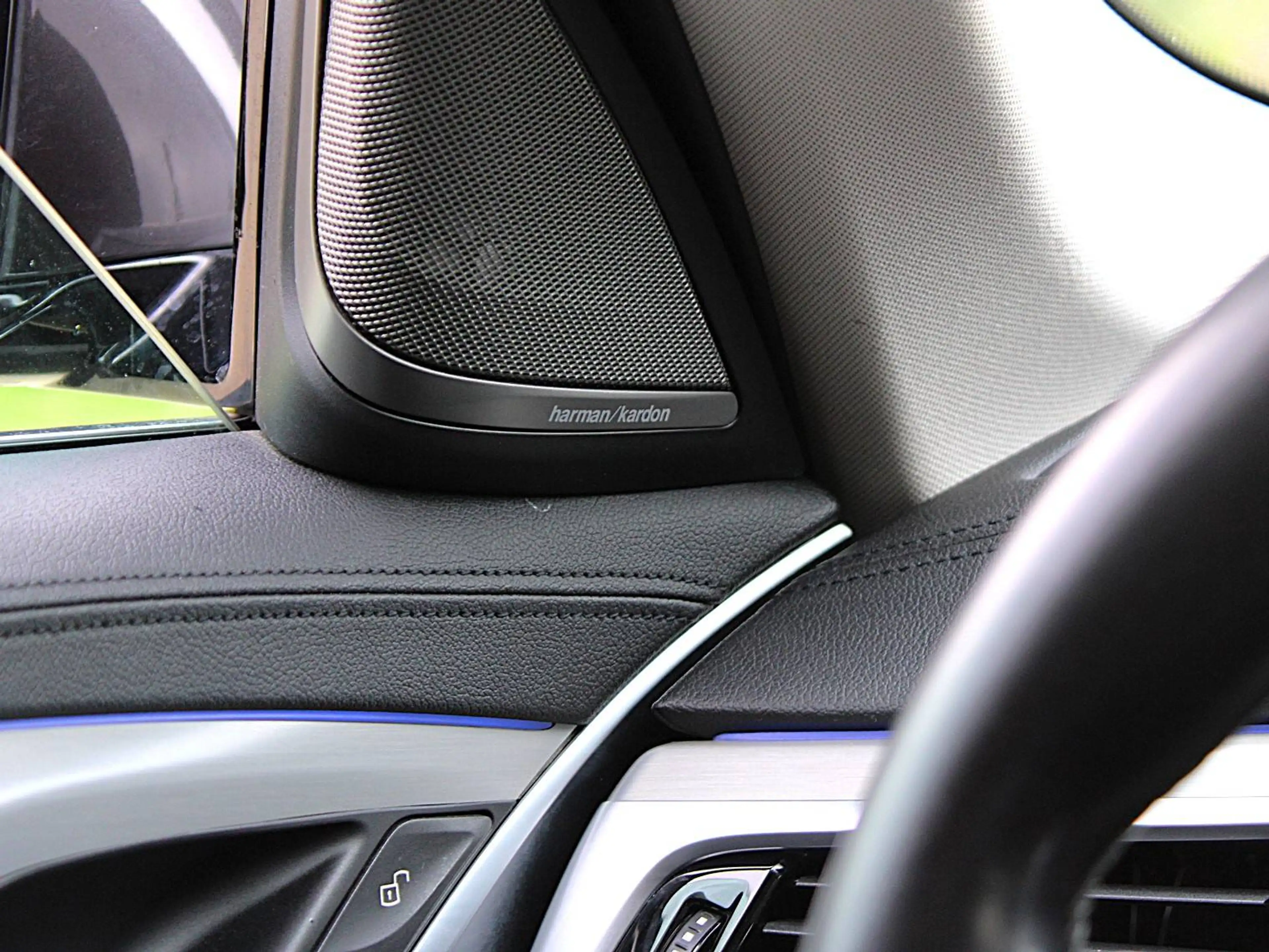 BMW 530 e iPerformance G30 * Harman/Kardon * Sfeerverlichting — photo 12