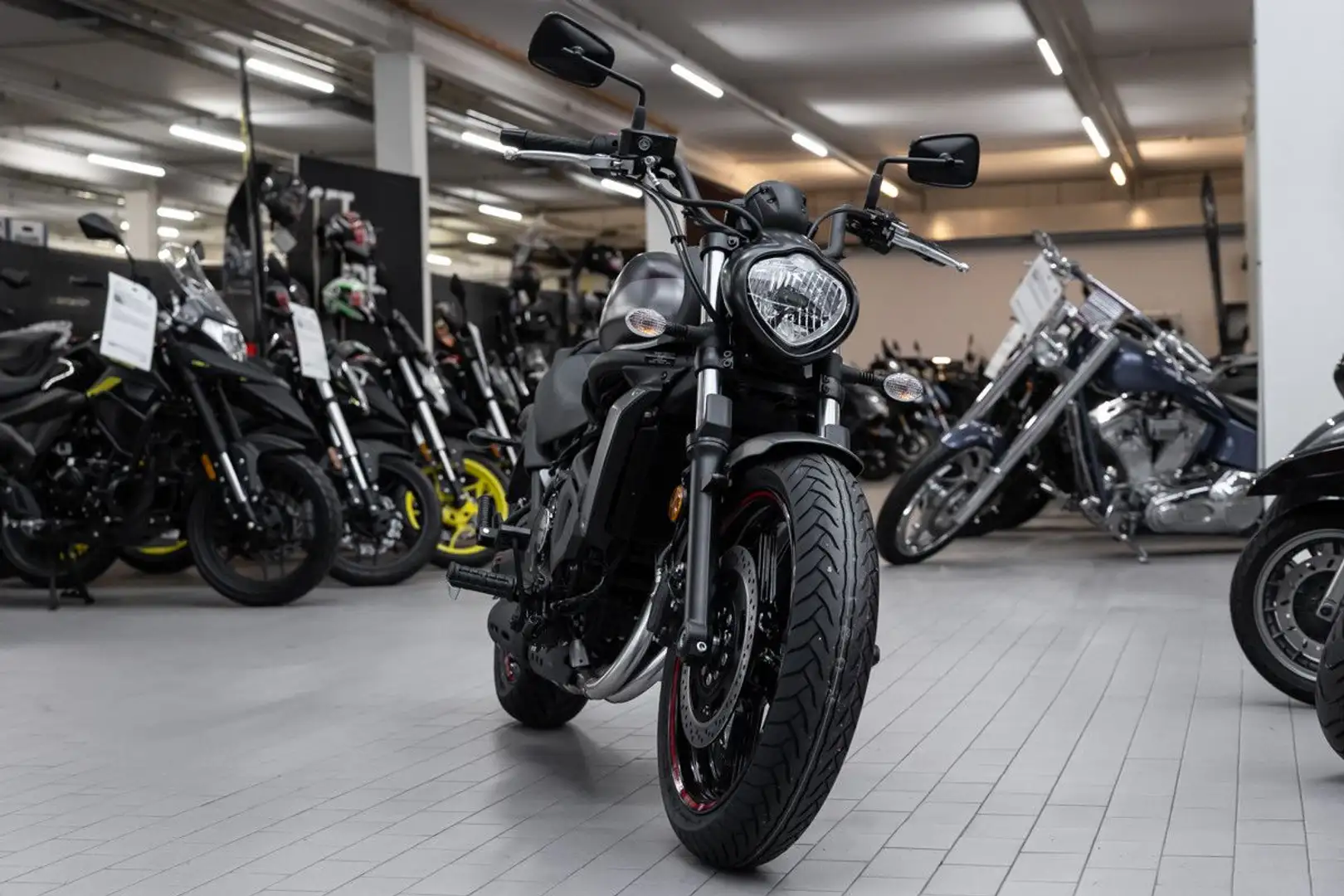 Kawasaki Vulcan S sofort lieferbar Gri - 2