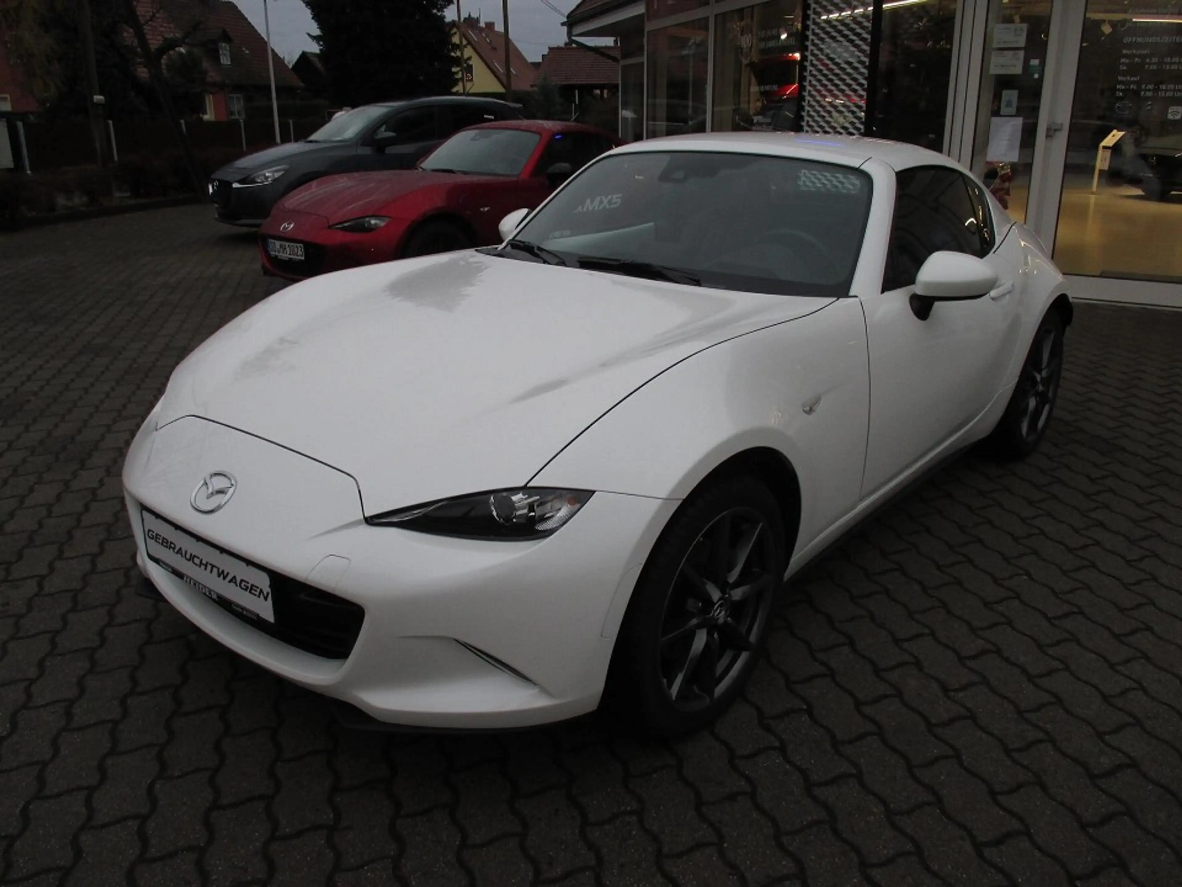 Mazda MX-5 RF SKYACTIV-G 184 6AG AL-SPORTS ACT-P NAV ACAA Spo