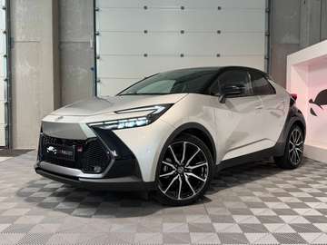 2.0 Hybrid GR Sport Bi-Tone E-CVT