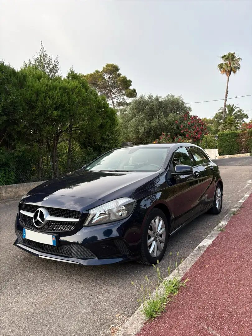Mercedes-Benz A 180 Classe BlueEFFICIENCY EDITION Intuition - 1