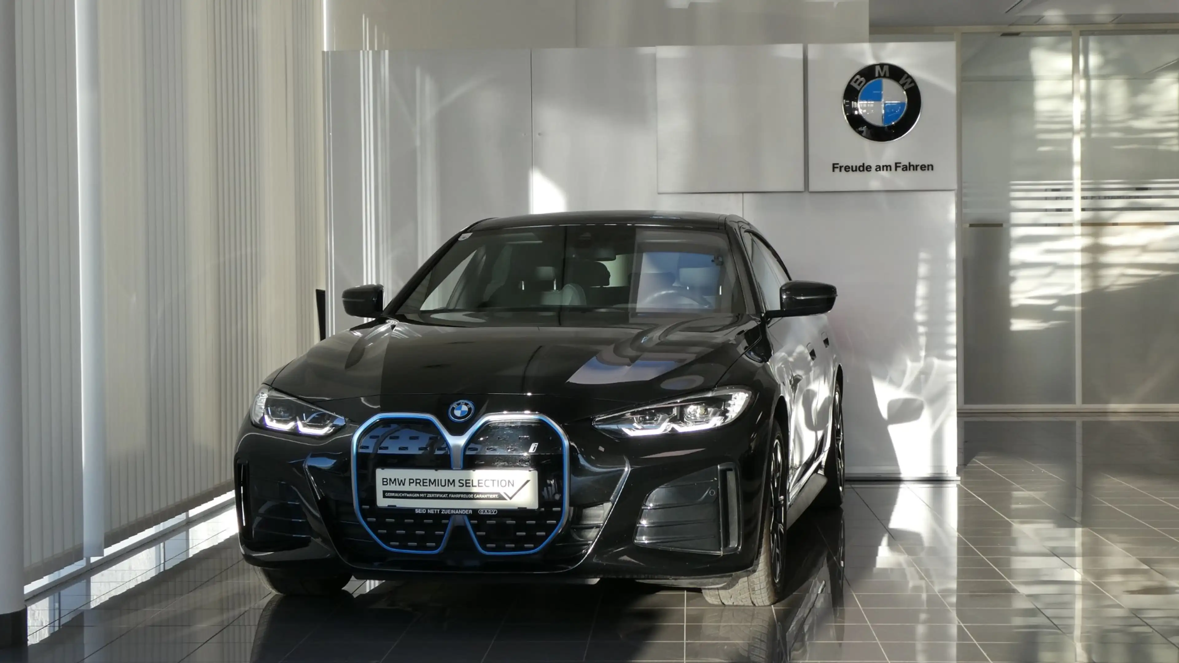 BMW i4 Gran Coupe eDrive40 — photo 2