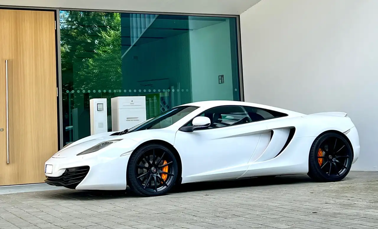 McLaren MP4-12C