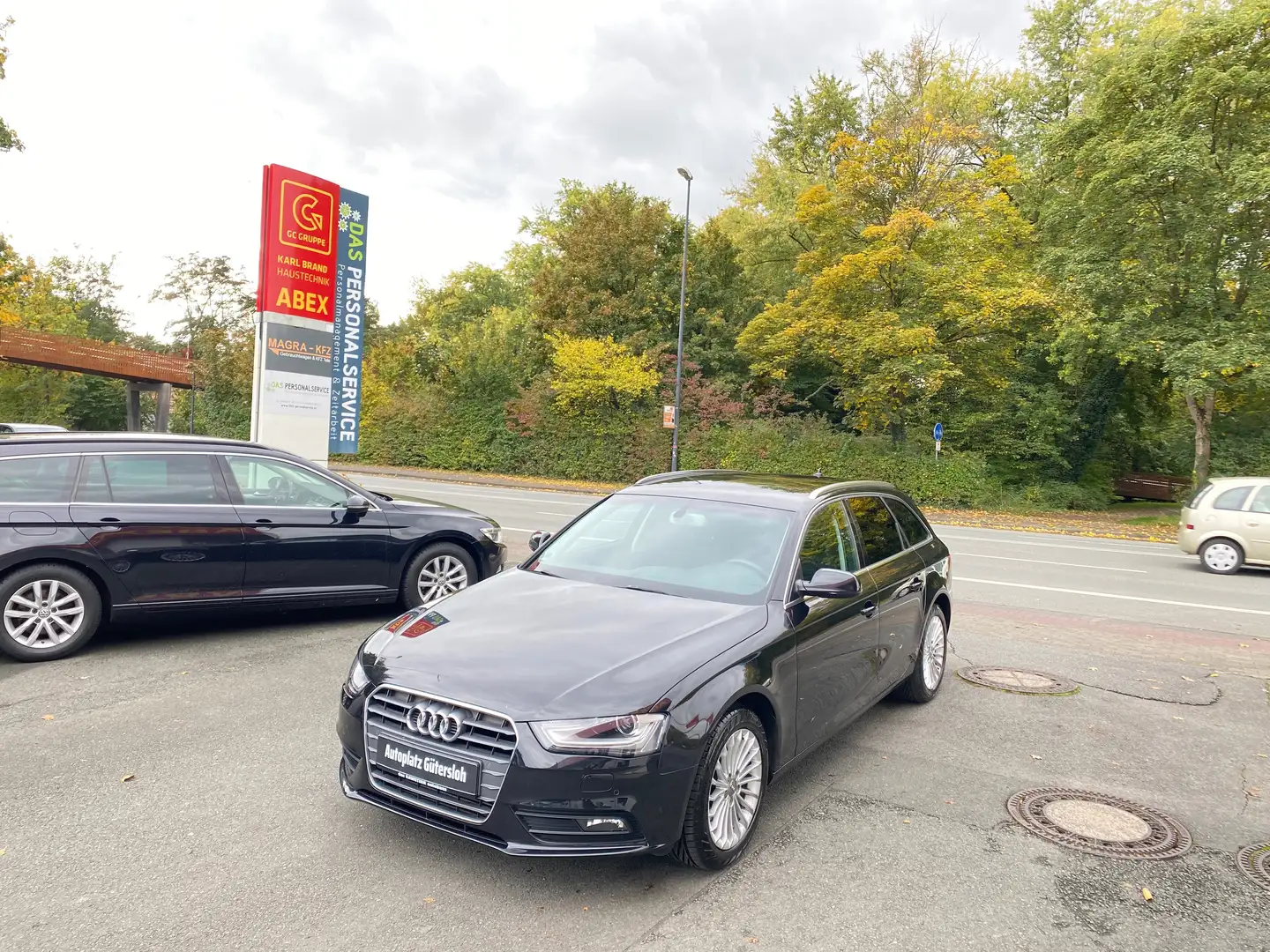 Audi A4 A4 Avant 2.0 TDI DPF Attraction NAVI XENON SHZ PDC Schwarz - 1