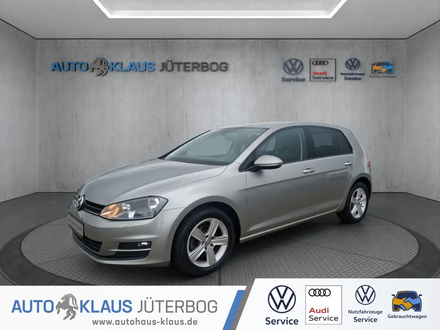 Volkswagen Golf VII TSI Comfortline+Navi+Klima+Sitzh. Silber - 1