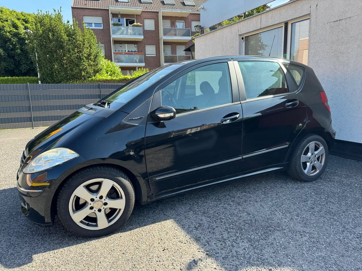 Mercedes-Benz A 200 A 200 CDI (169.008)  AUTOMATIK Noir - 2