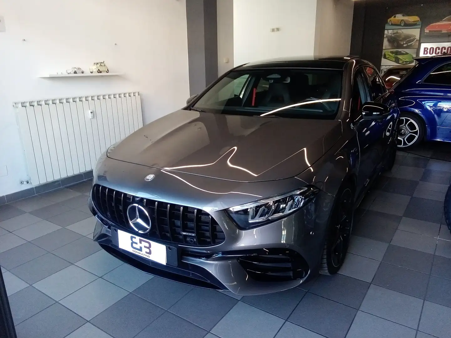 Mercedes-Benz A 45 AMG 45 S 4matic+ auto Turbo tetto apribile Šedá - 1