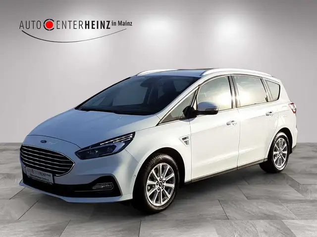 Ford S-Max Hybrid Edition