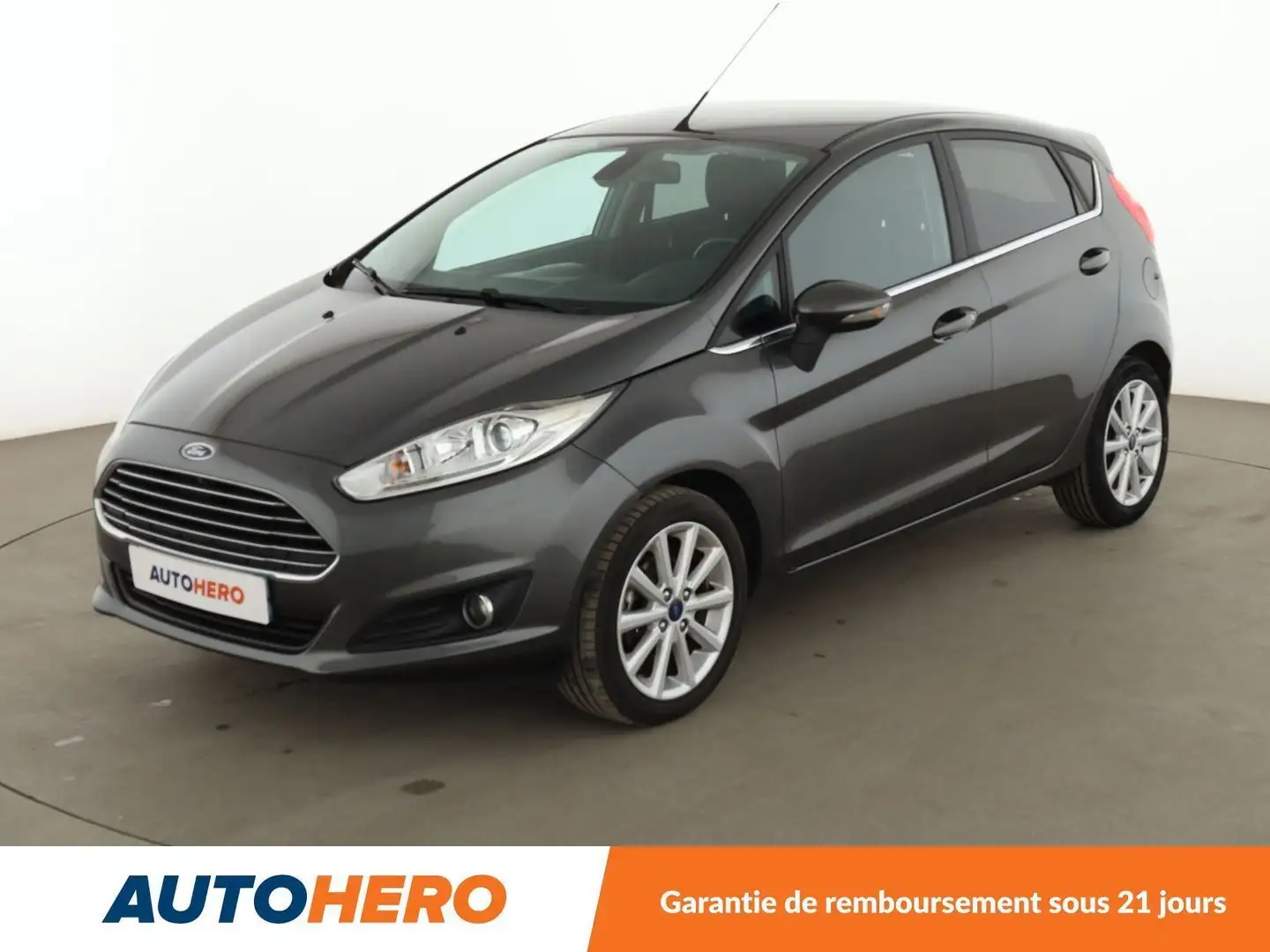 Ford Fiesta 1.0 EcoBoost Titanium Gris - 1