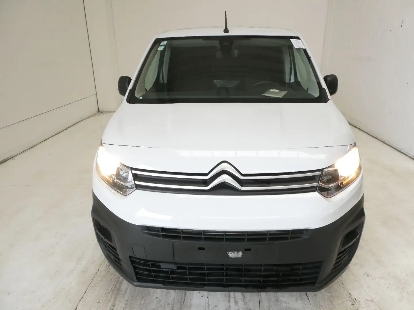 Citroen Berlingo 1.5d bijela - 2