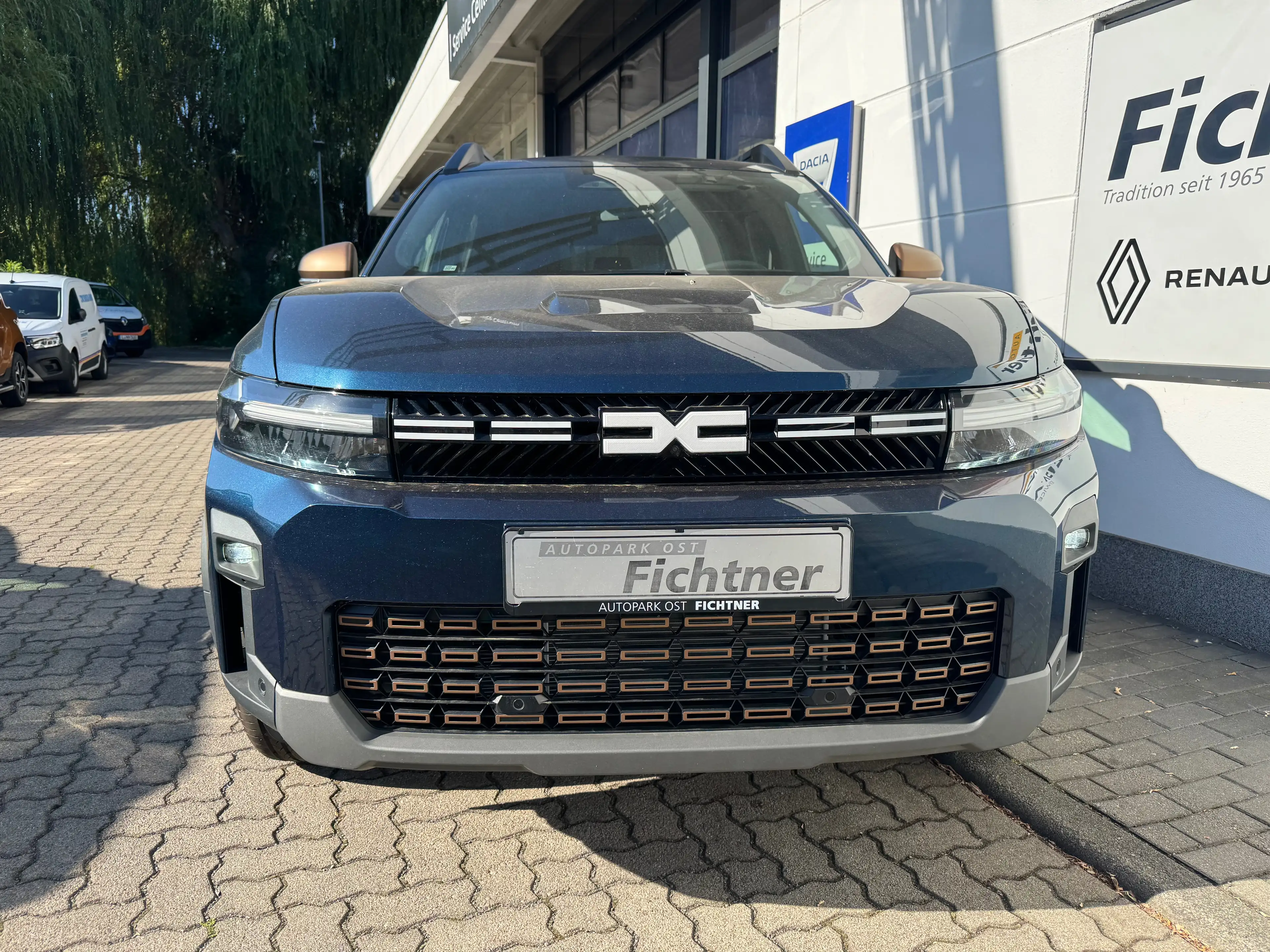 Dacia Bigster Hybrid 155 Extreme Citypaket Winter Plus Paket — photo 6