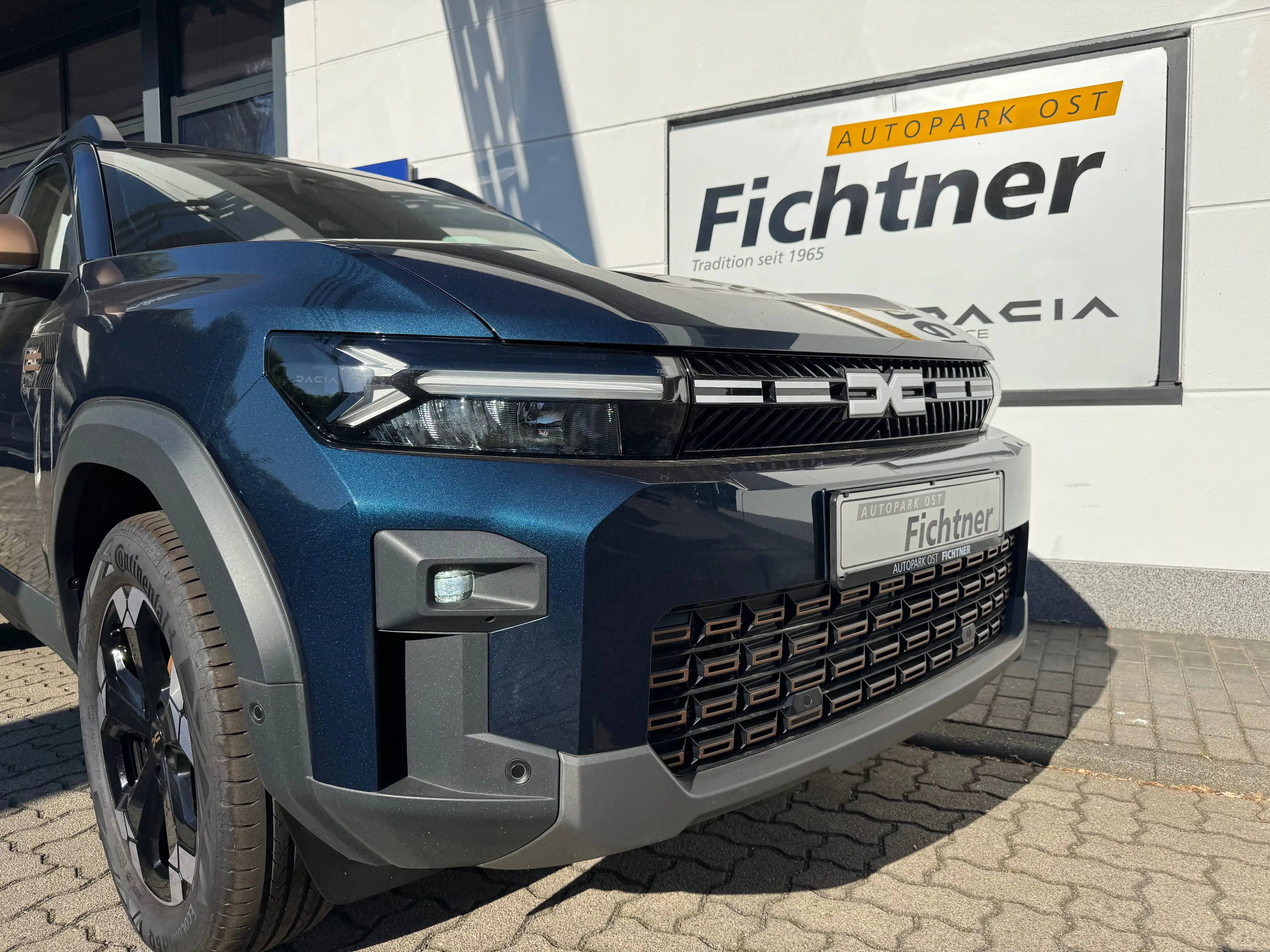 Dacia Bigster Hybrid 155 Extreme Citypaket Winter Plus Paket — photo 2