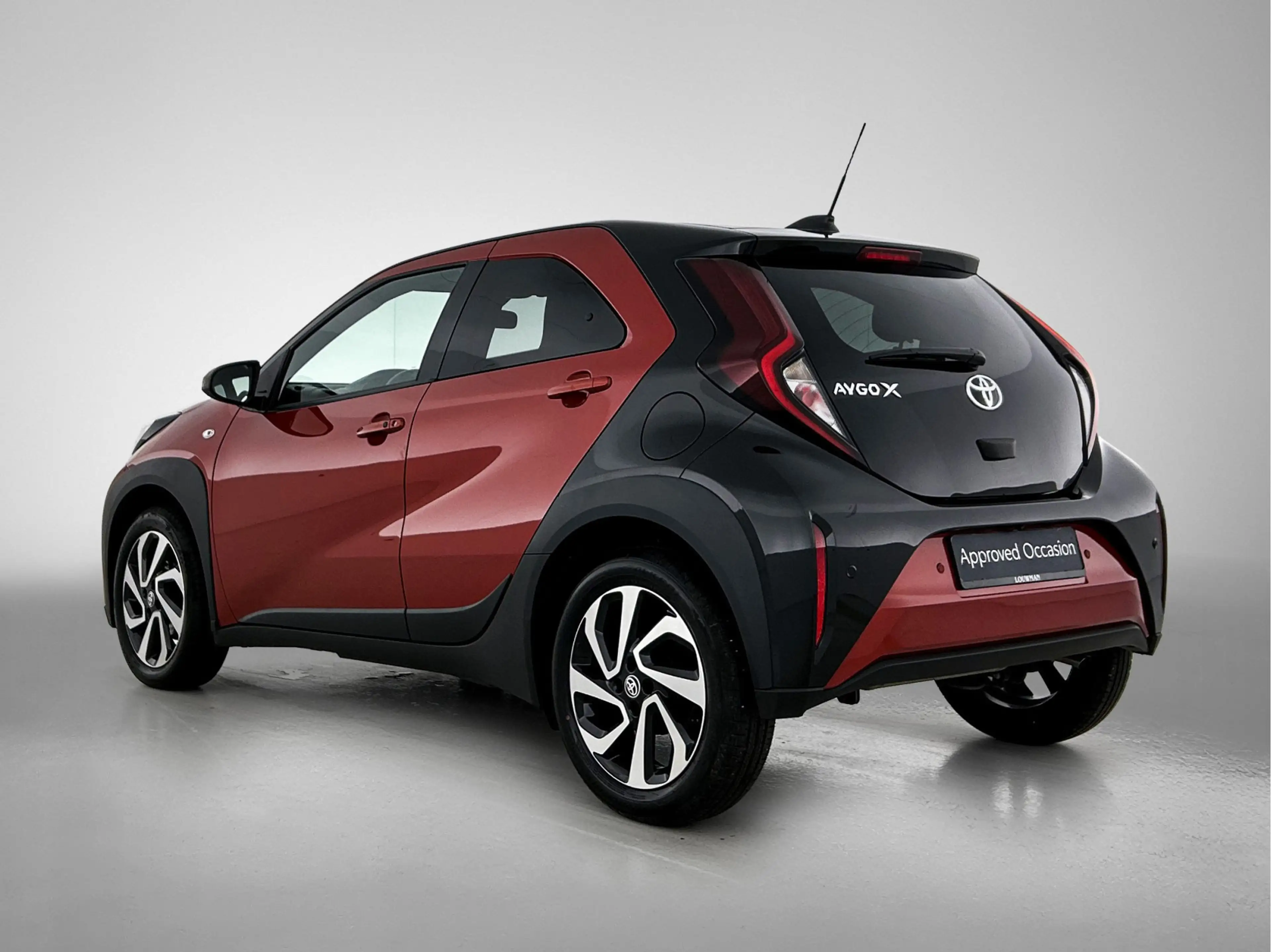 Toyota Aygo X 1.0 VVT-i S-CVT Pulse + | BTW Voertuig | Parkeerse — photo 15