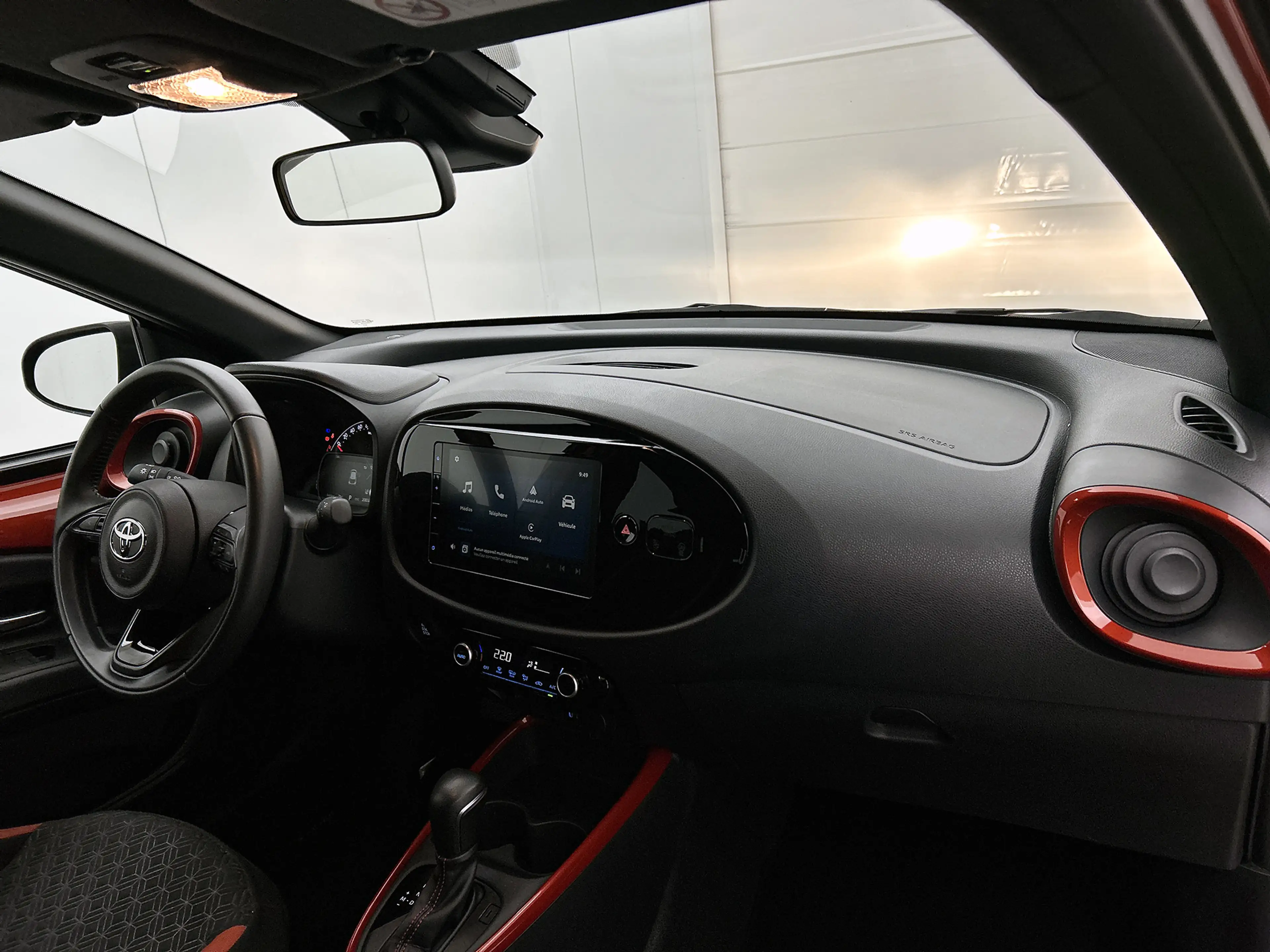 Toyota Aygo X 1.0 VVT-i S-CVT Pulse + | BTW Voertuig | Parkeerse — photo 6
