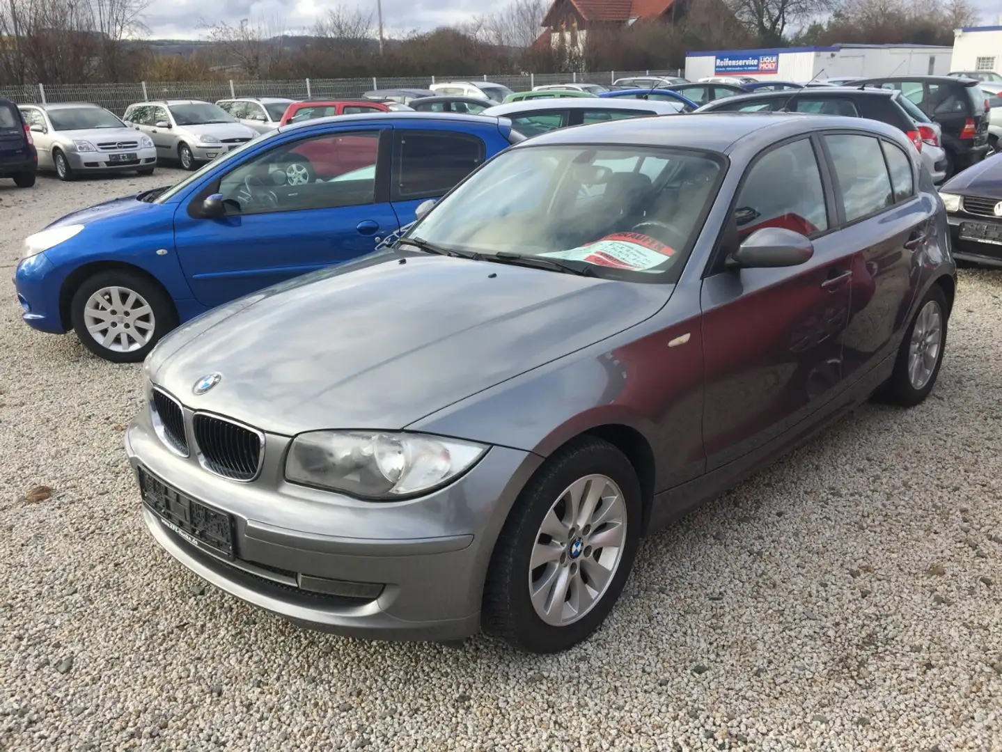 BMW 118 Diesel,Klima, Alu,Tüv Neu! Grau - 2