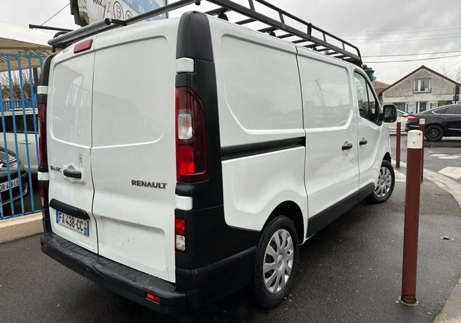 Renault Trafic L1H1 DCI 121ch grand confort Blanc - 2