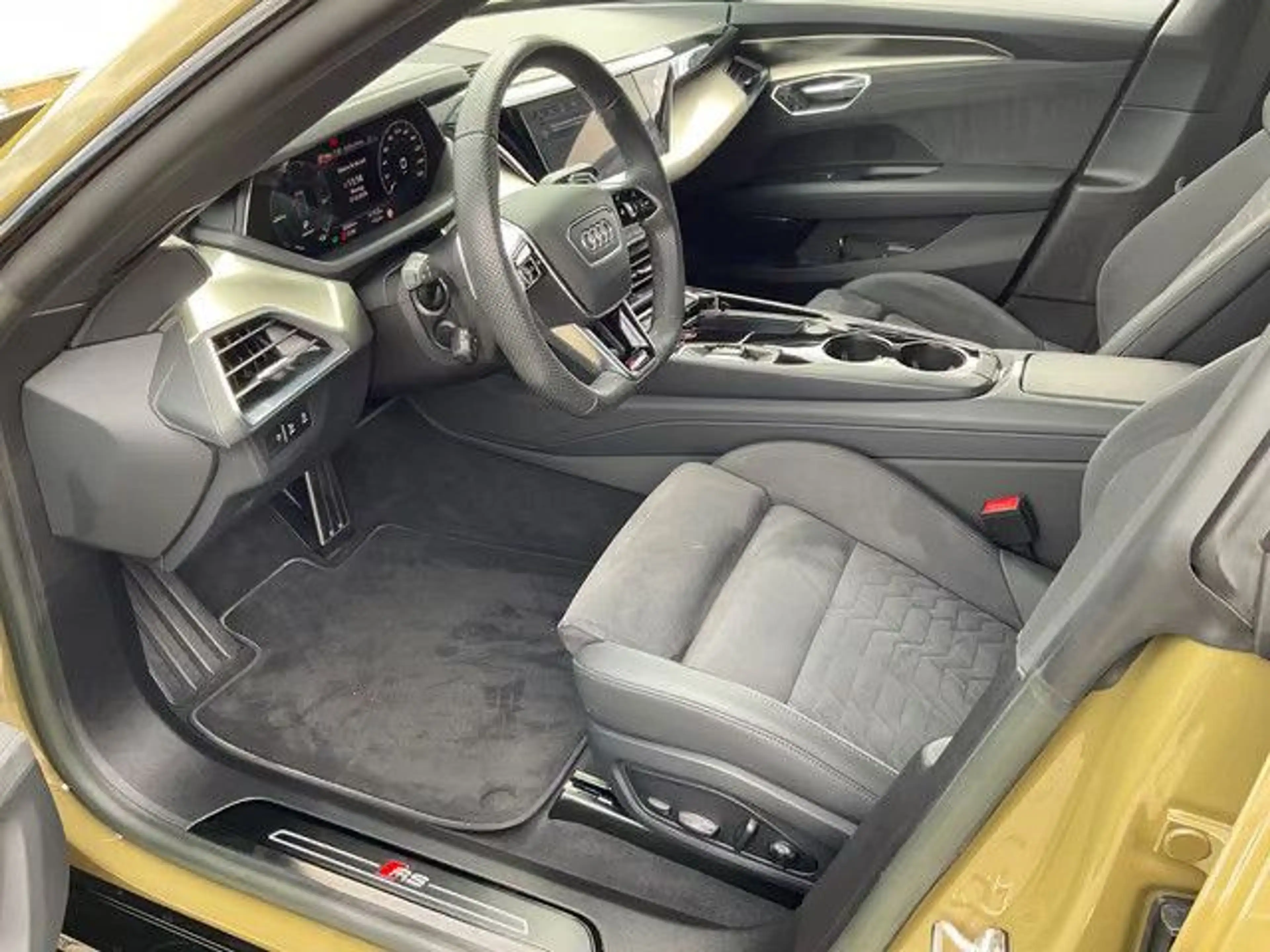 Audi RS e-tron GT quattro,Voll Ausstattung,UPE175.500 — photo 11