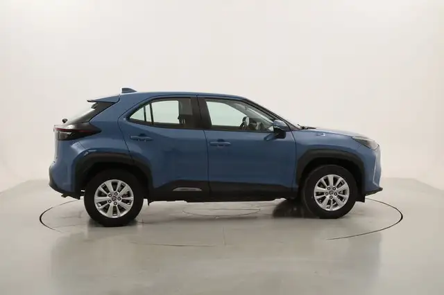 Toyota Yaris Cross view 6