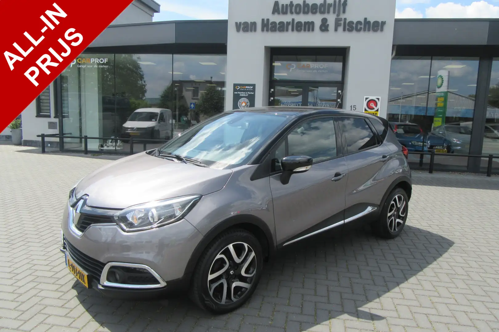 Renault Captur 1.2 TCe Dynamique Automaat, Navigatie, Trekhaak Grijs - 1