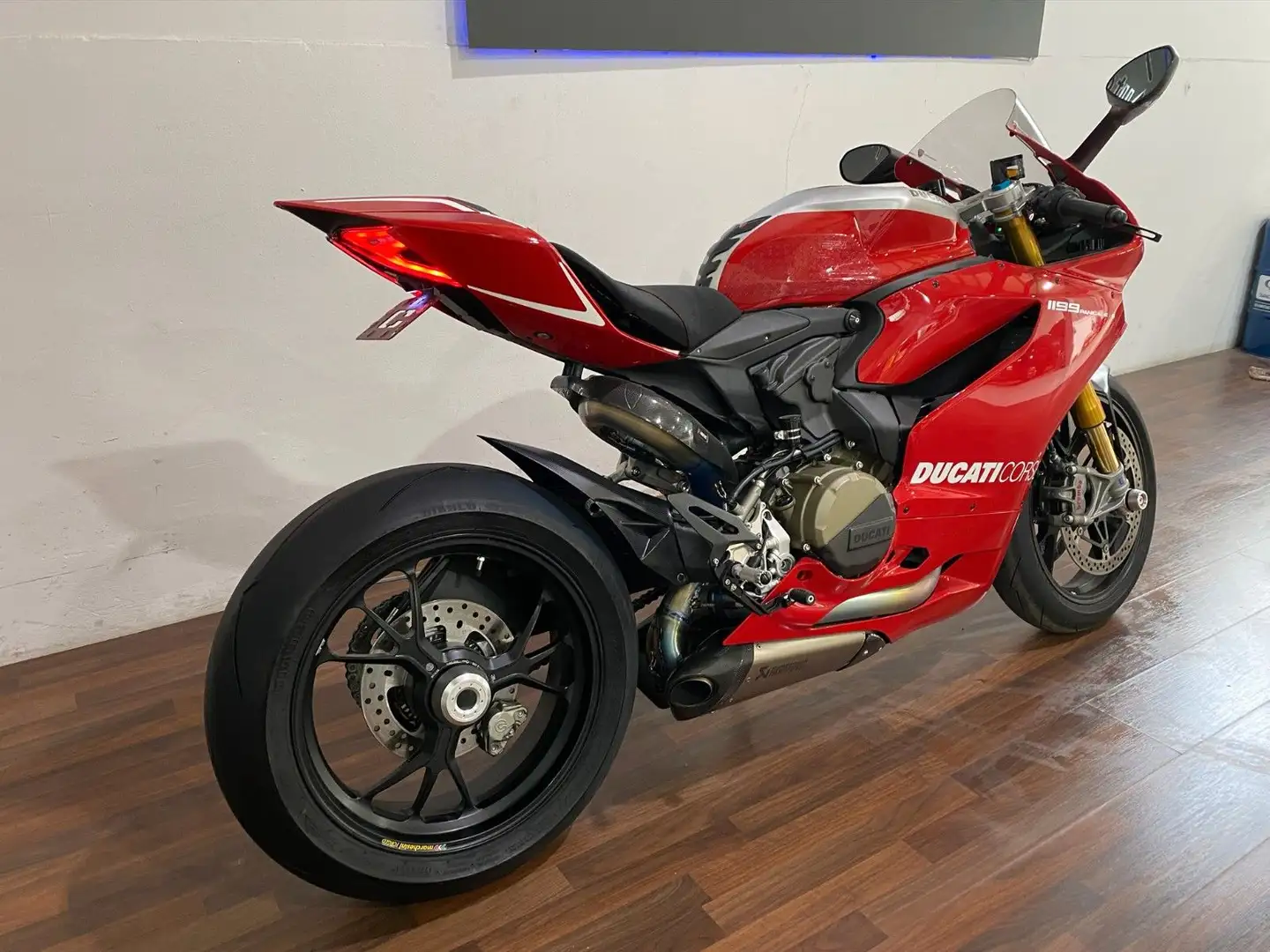 Ducati 1199 Panigale Rot - 2