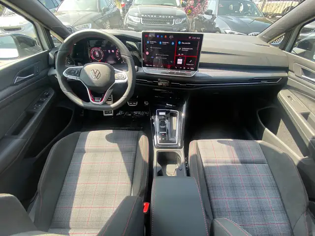 Volkswagen Golf view 11