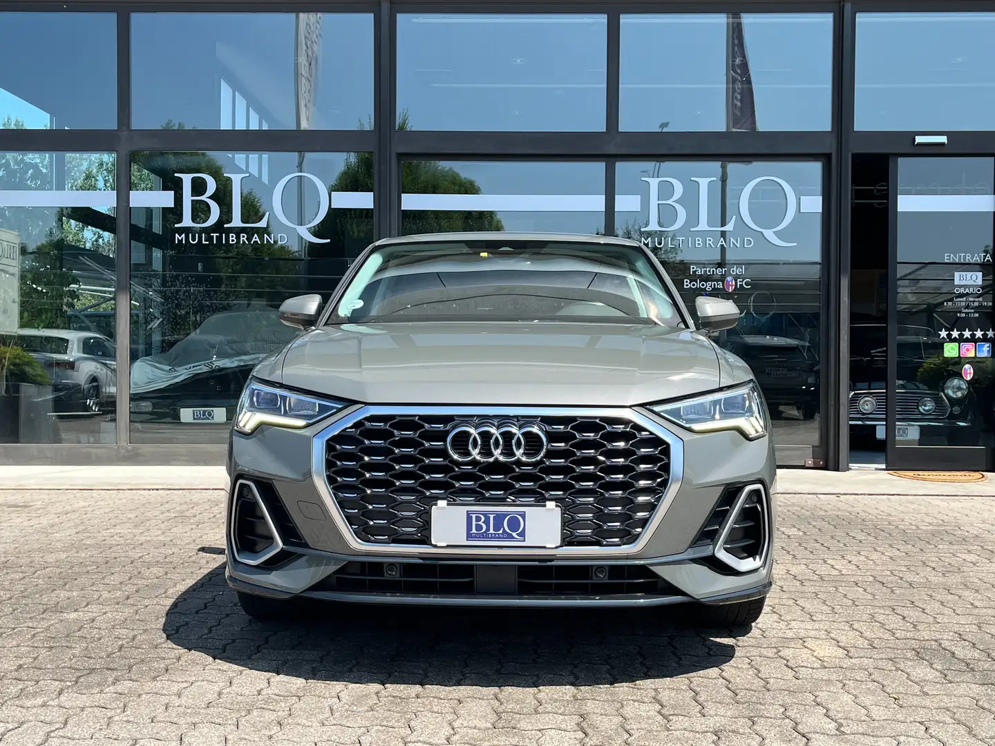 Audi Q3 Sportback 35 2.0 tdi S line edition s-tronic Grigio - 2