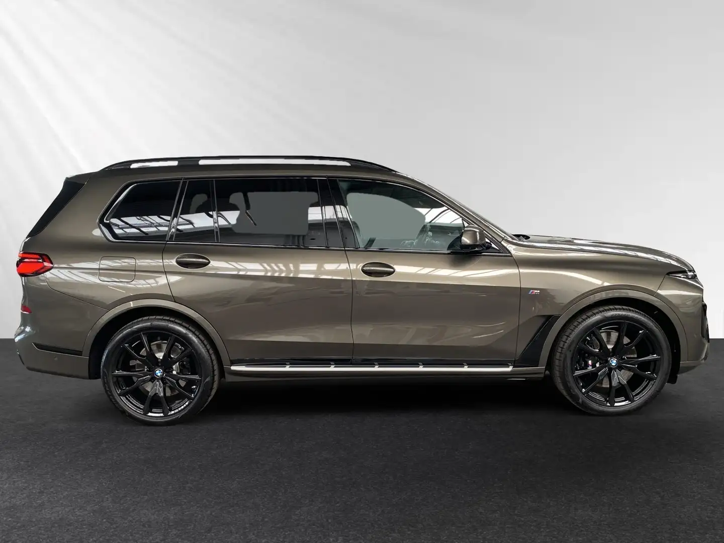 BMW X7 xDrive40d M Sport Pro|AHK|SkyLounge|DAProf. Maro - 2