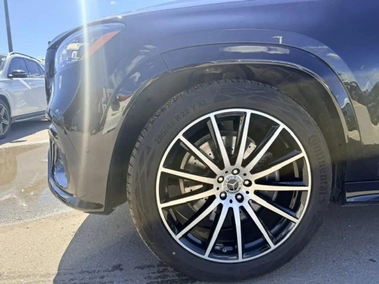 Mercedes-Benz GLS снимка Mercedes-Benz GLS