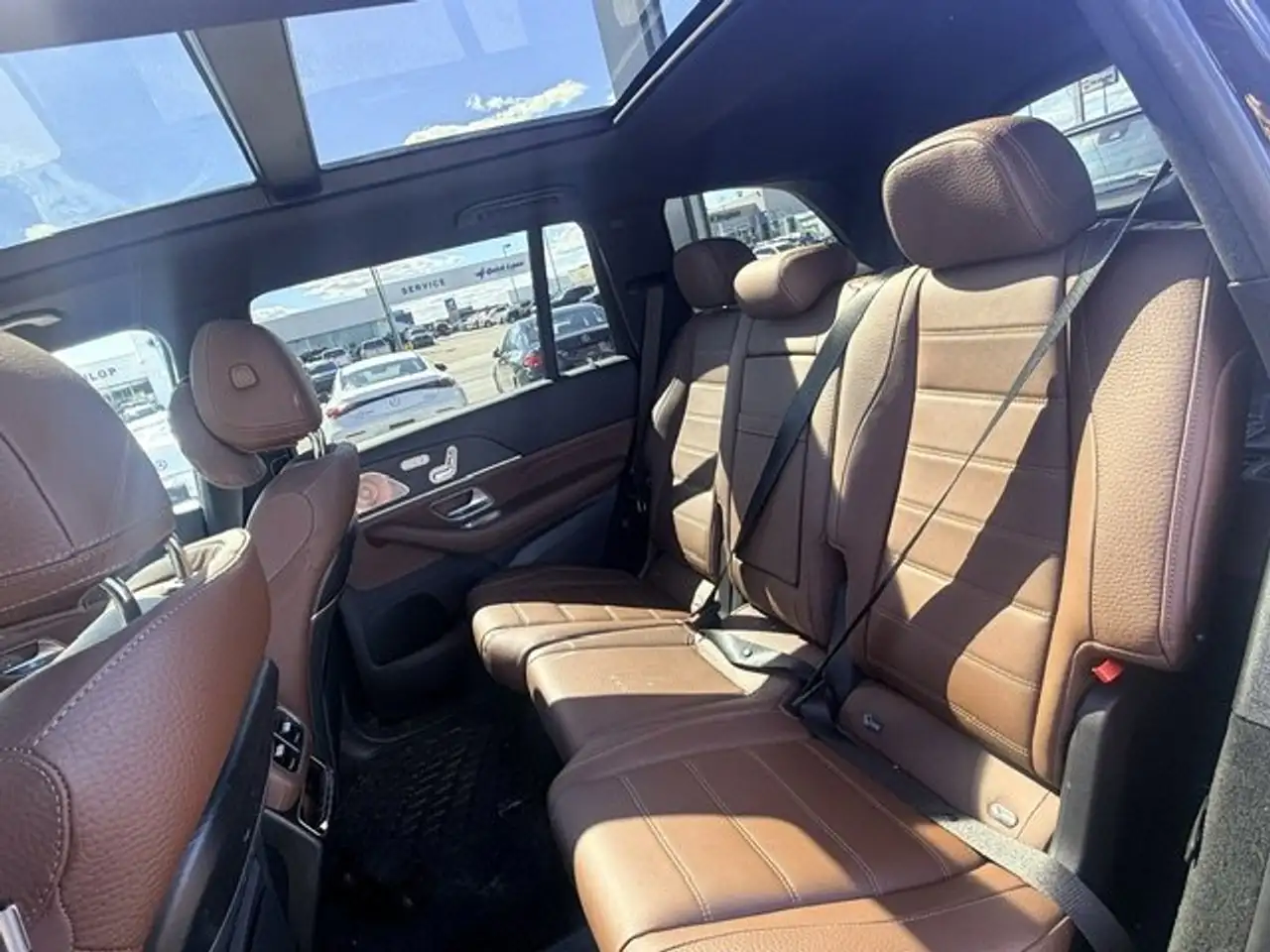 Mercedes-Benz GLS снимка Mercedes-Benz GLS