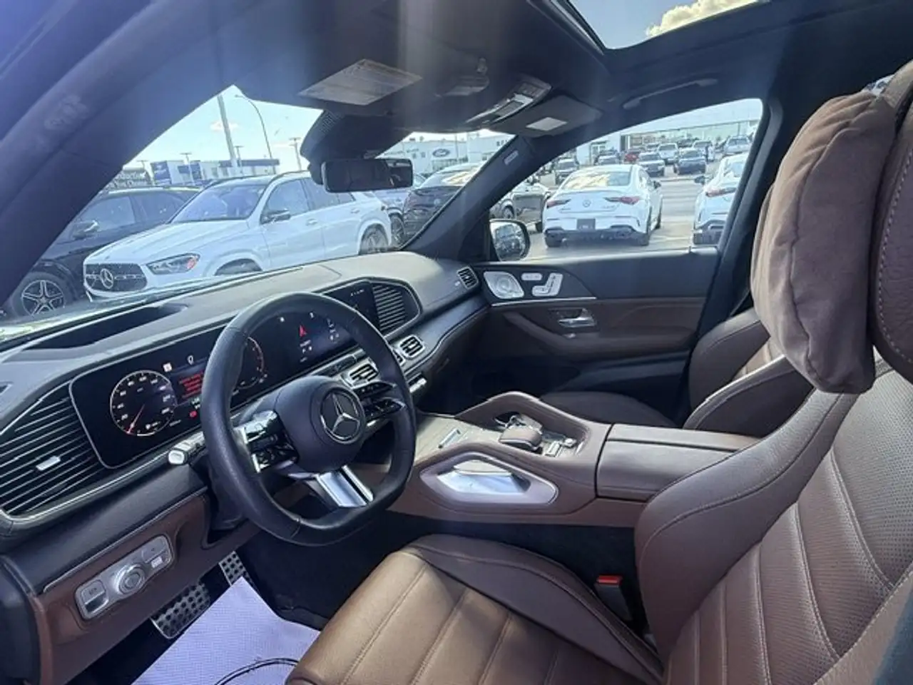 Mercedes-Benz GLS снимка Mercedes-Benz GLS