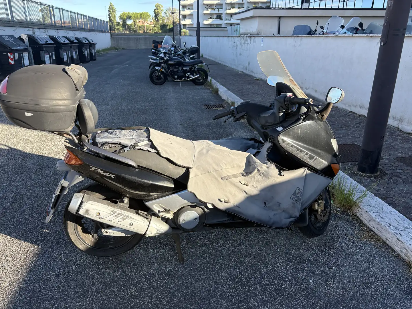 Yamaha TMAX 500 iniezione - 1