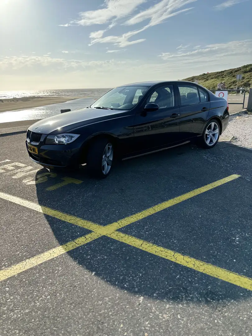 BMW 330 BMW 318i E90 | 2006 | Zeer nette staat | Rijklaar Azul - 2
