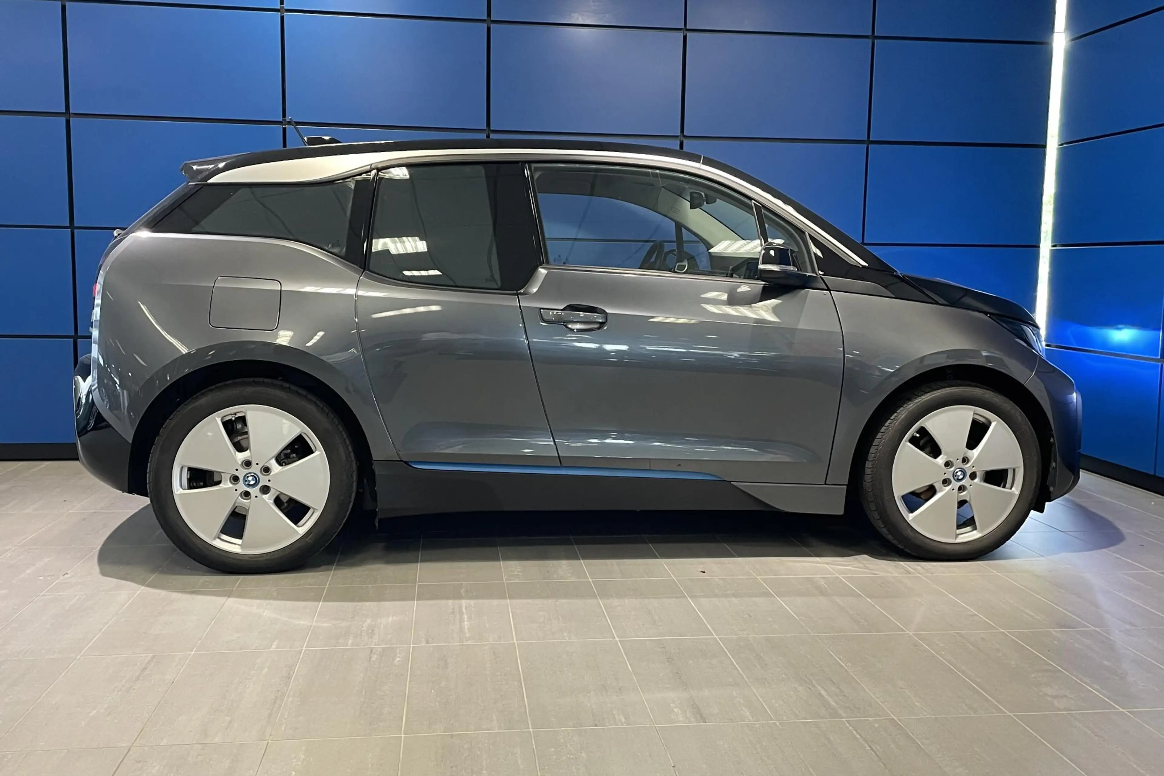 BMW i3 Executive Edition 120Ah 42 kWh — photo 7