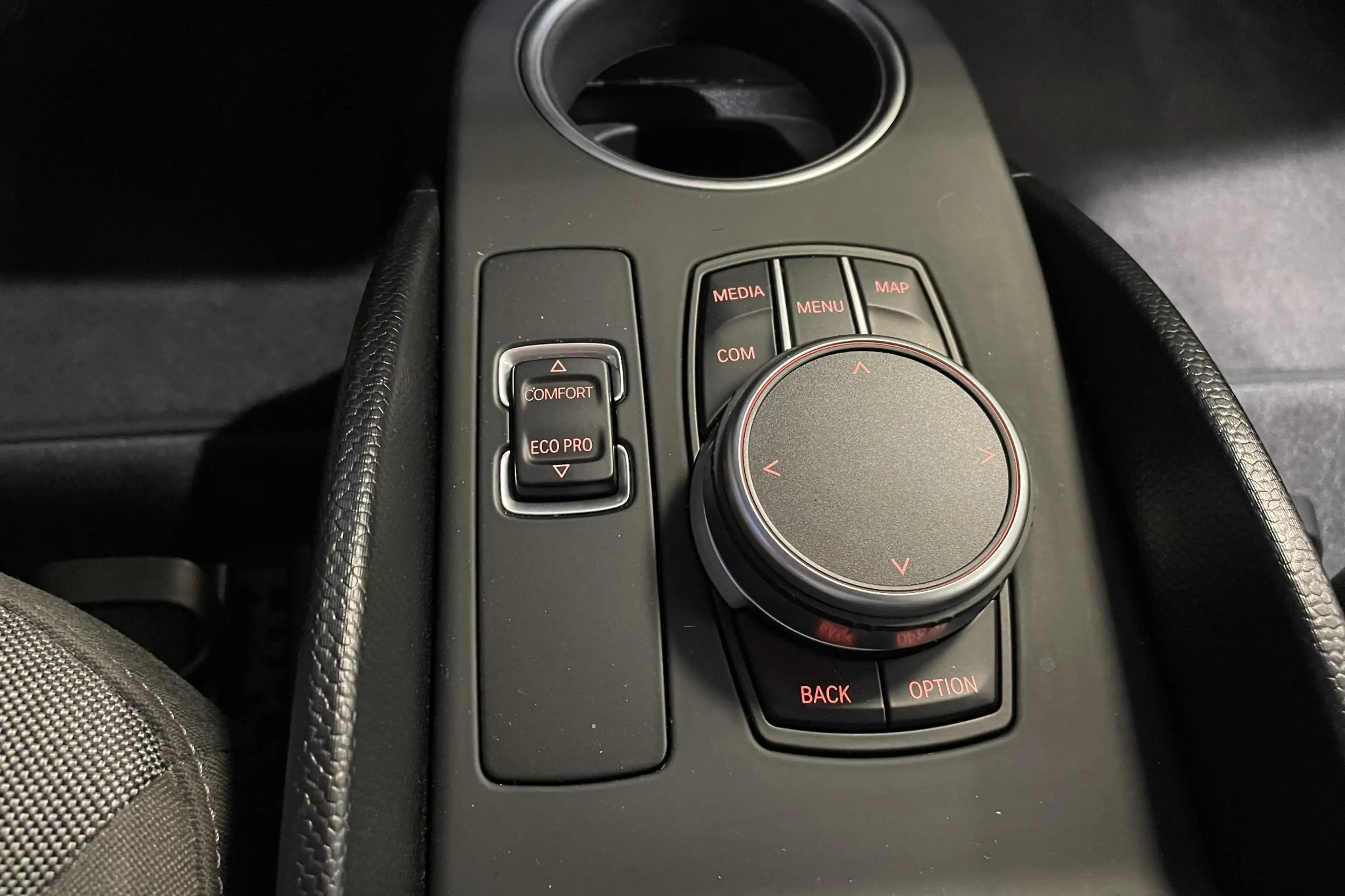 BMW i3 Executive Edition 120Ah 42 kWh — photo 11